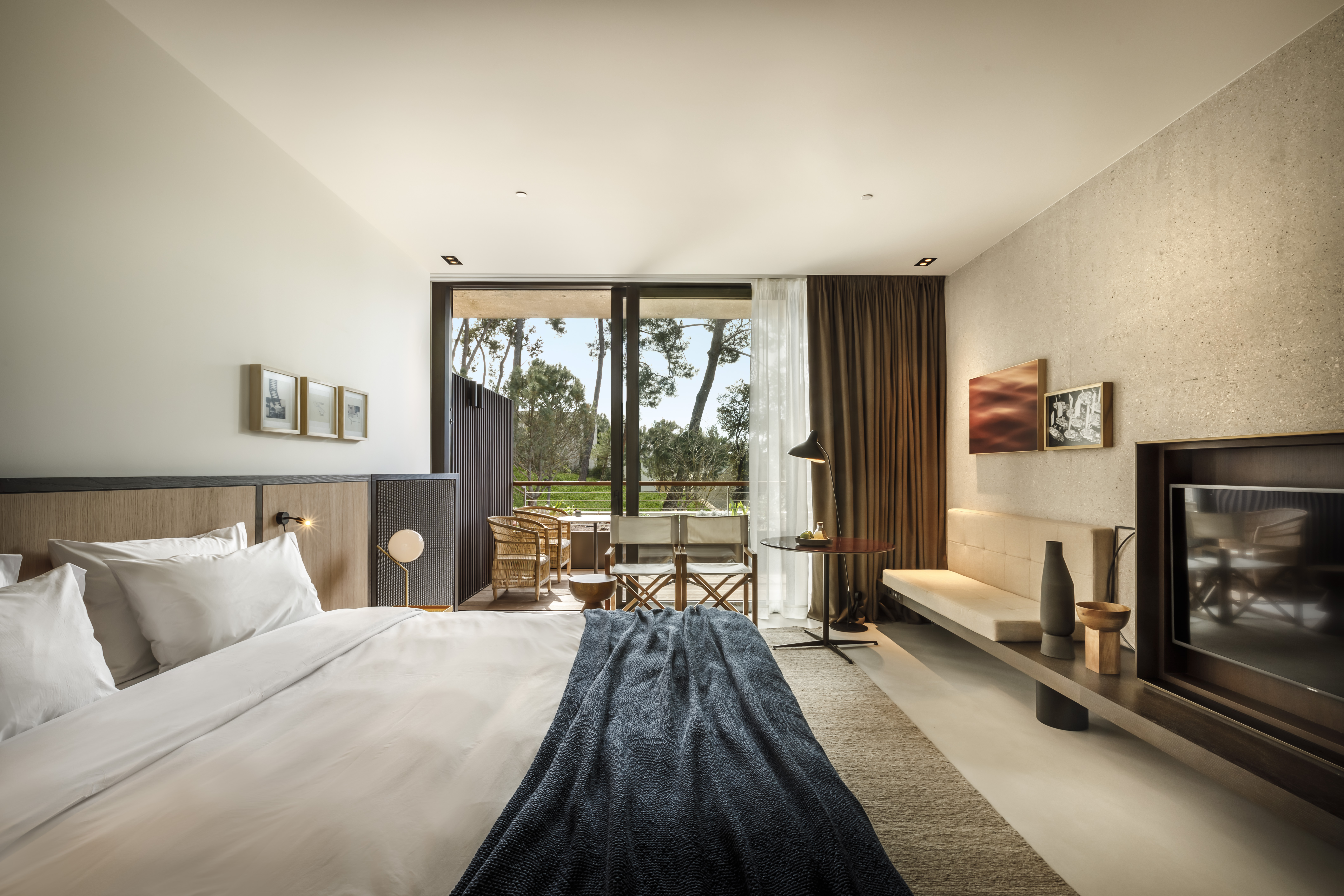 Family Room Park View with Balcony