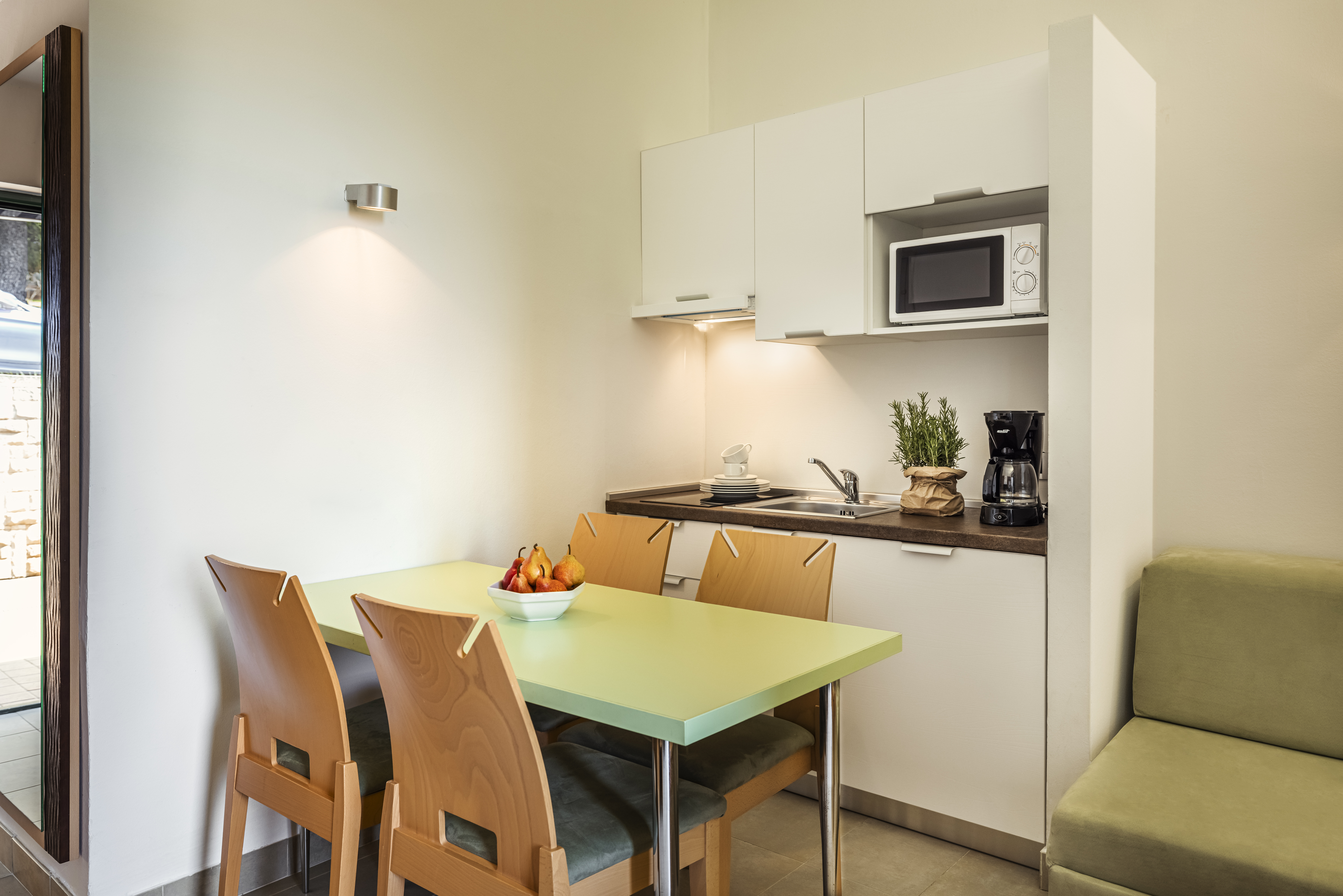 Apartment Capacity 4