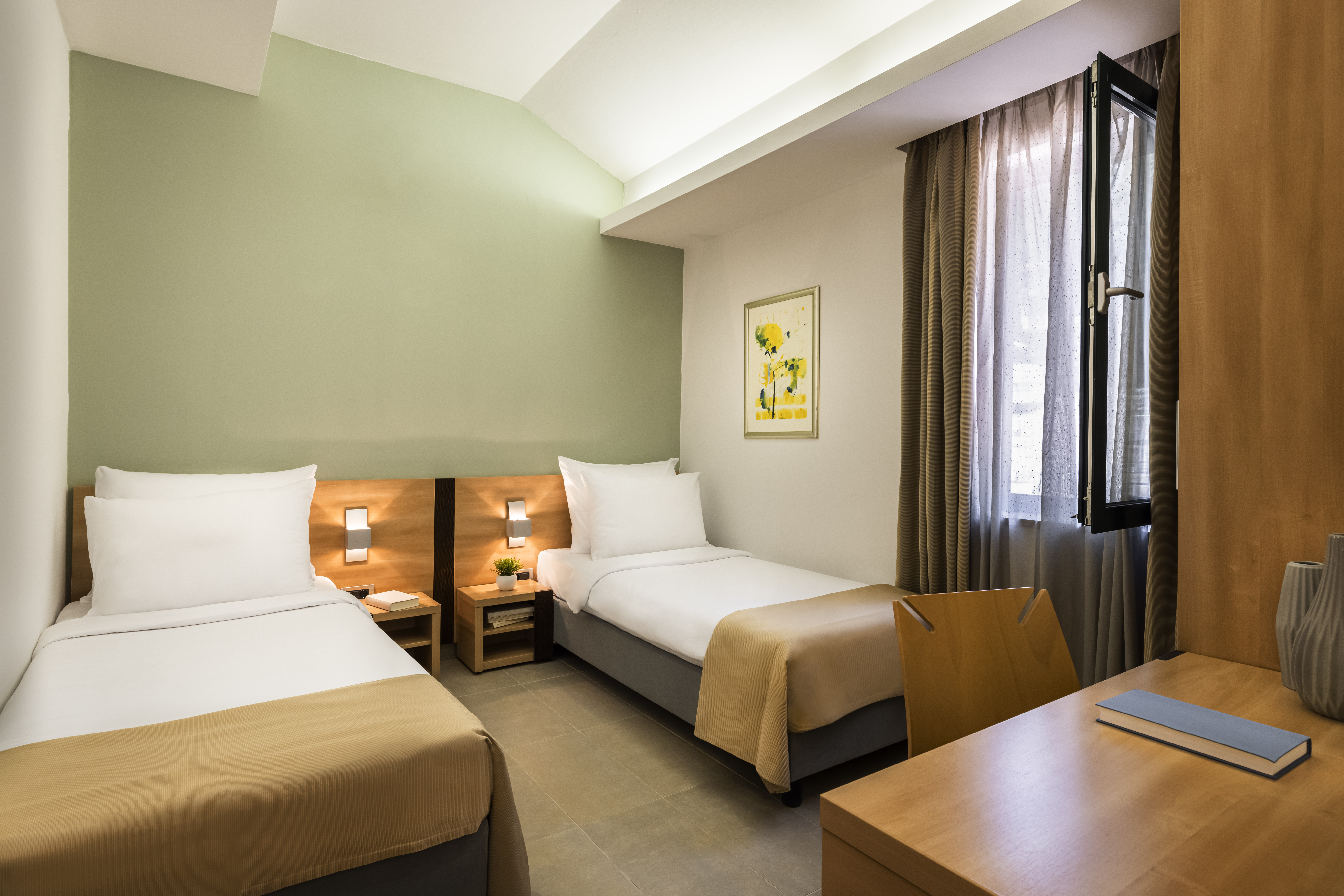 Apartment Capacity 4