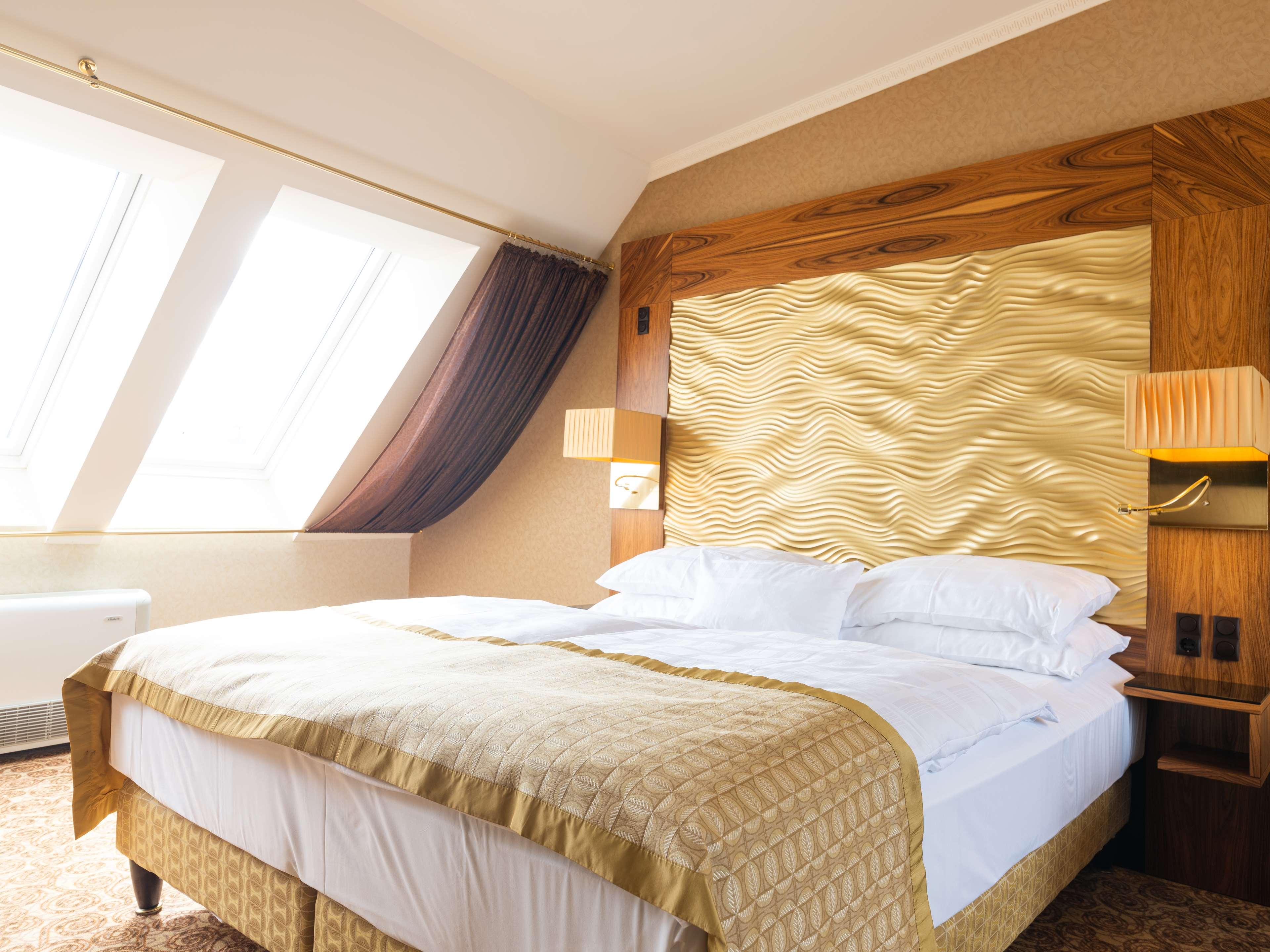 Double Single Deluxe