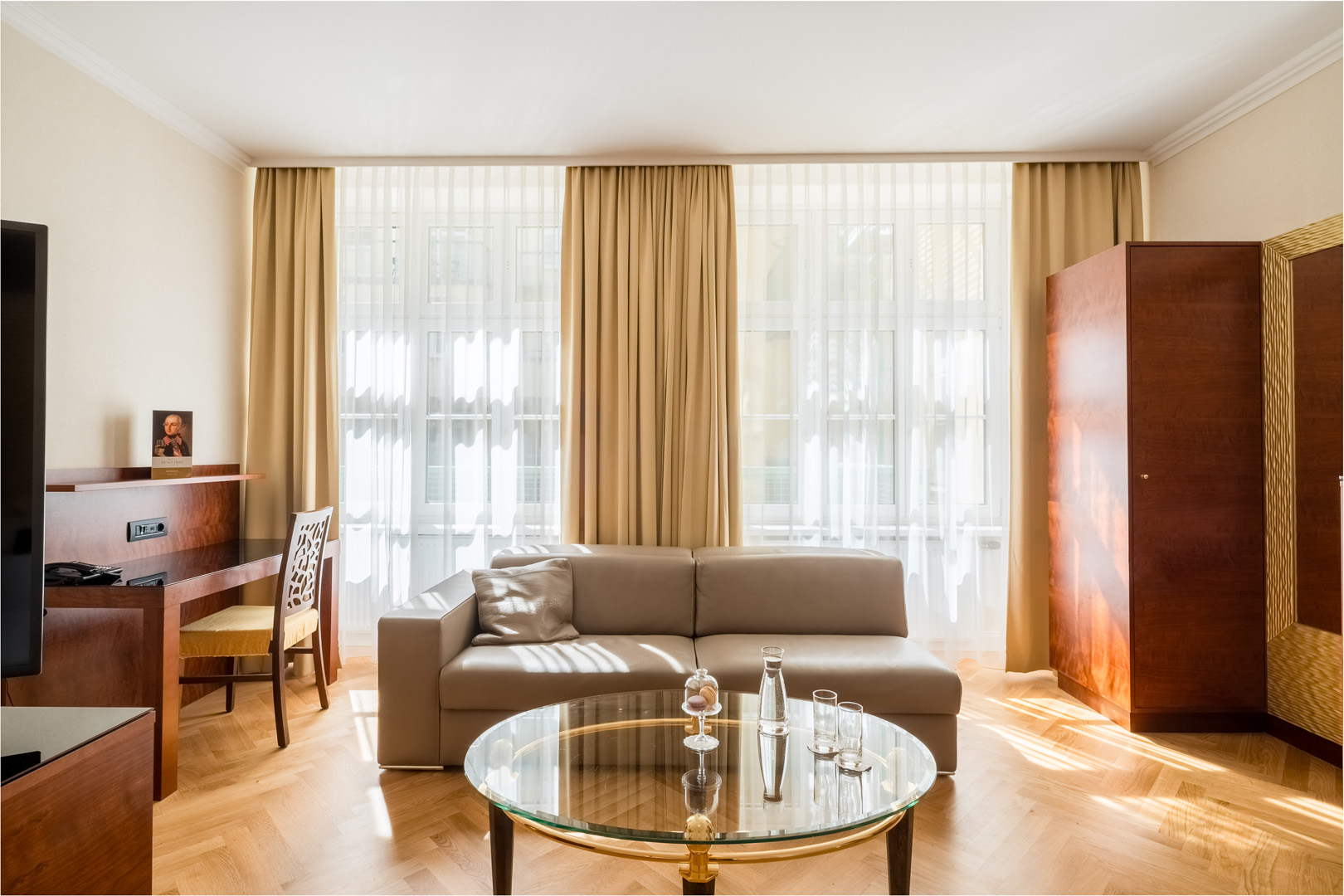 Junior Suite Standard