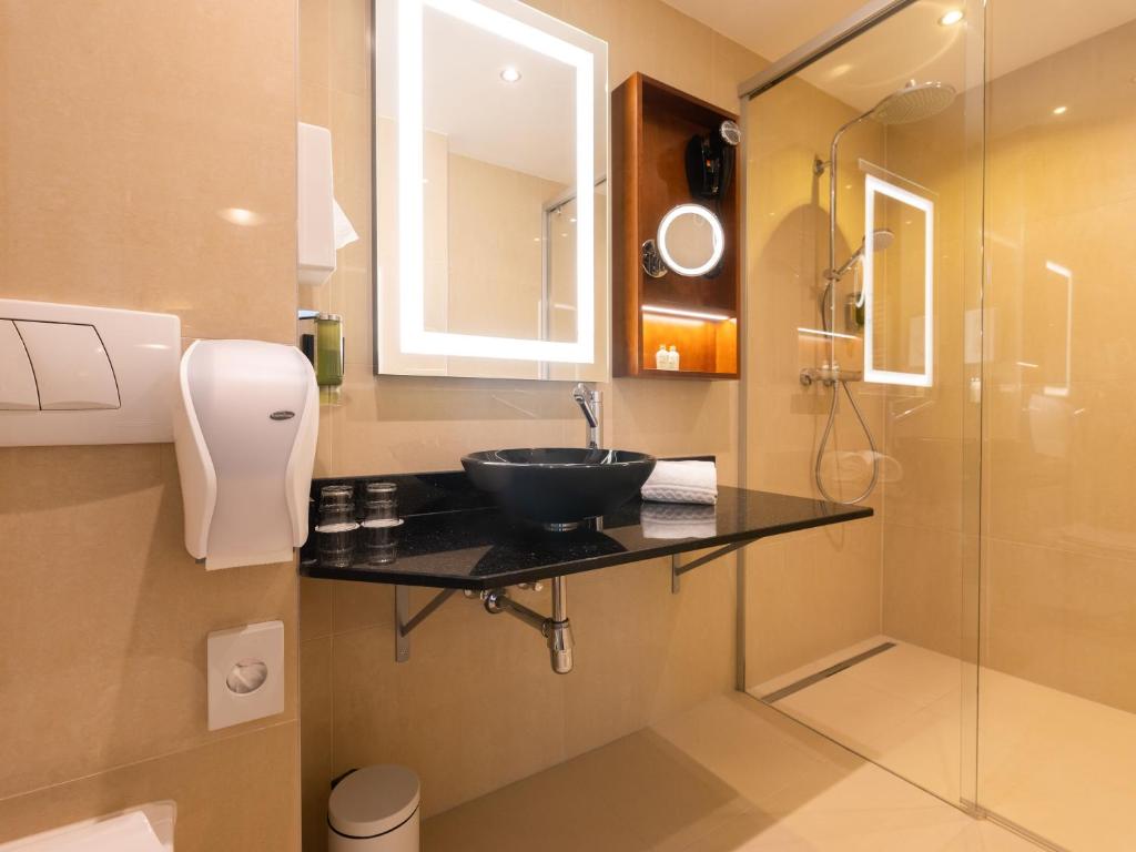 Double Single Deluxe