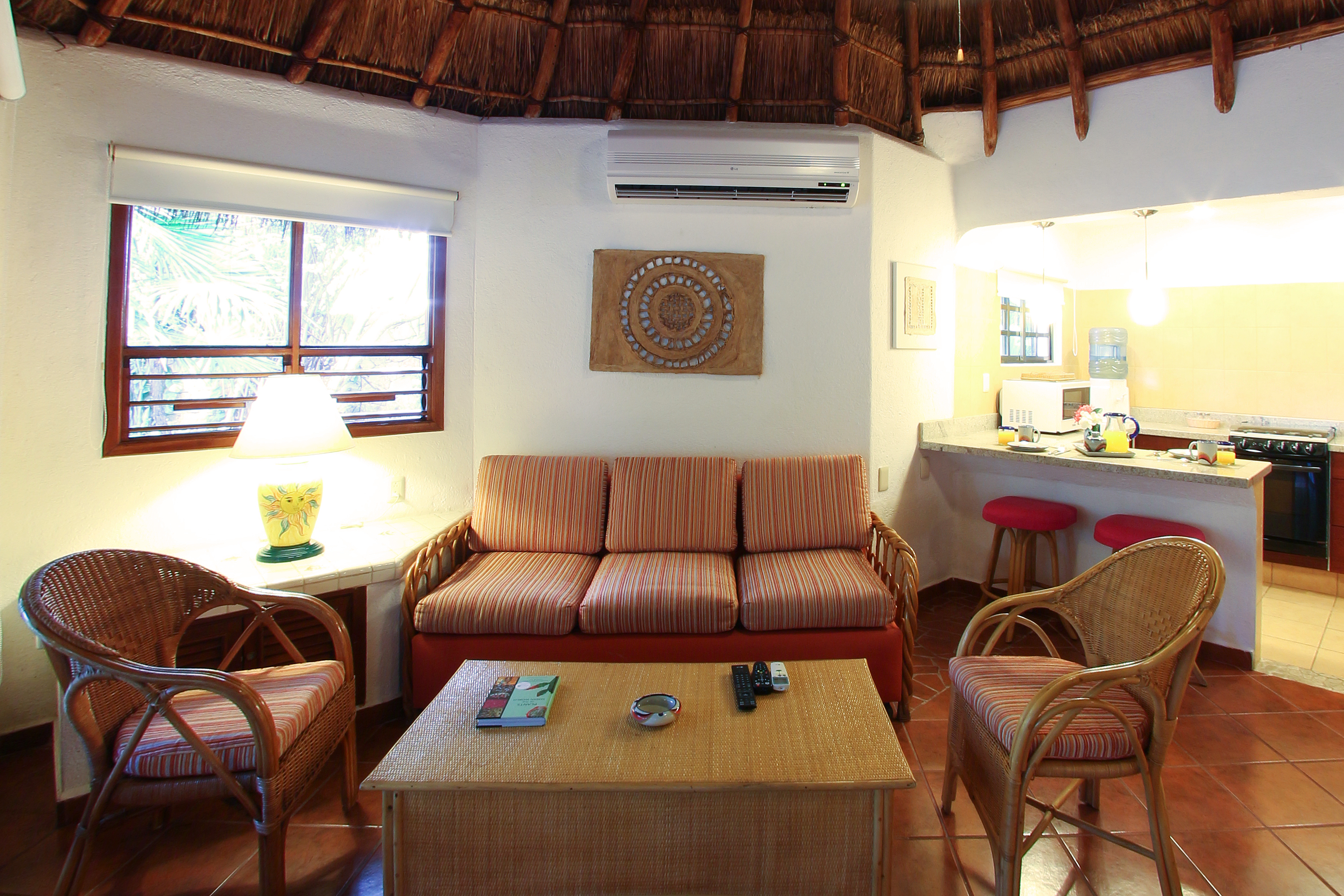 Bungalow King Size Bed