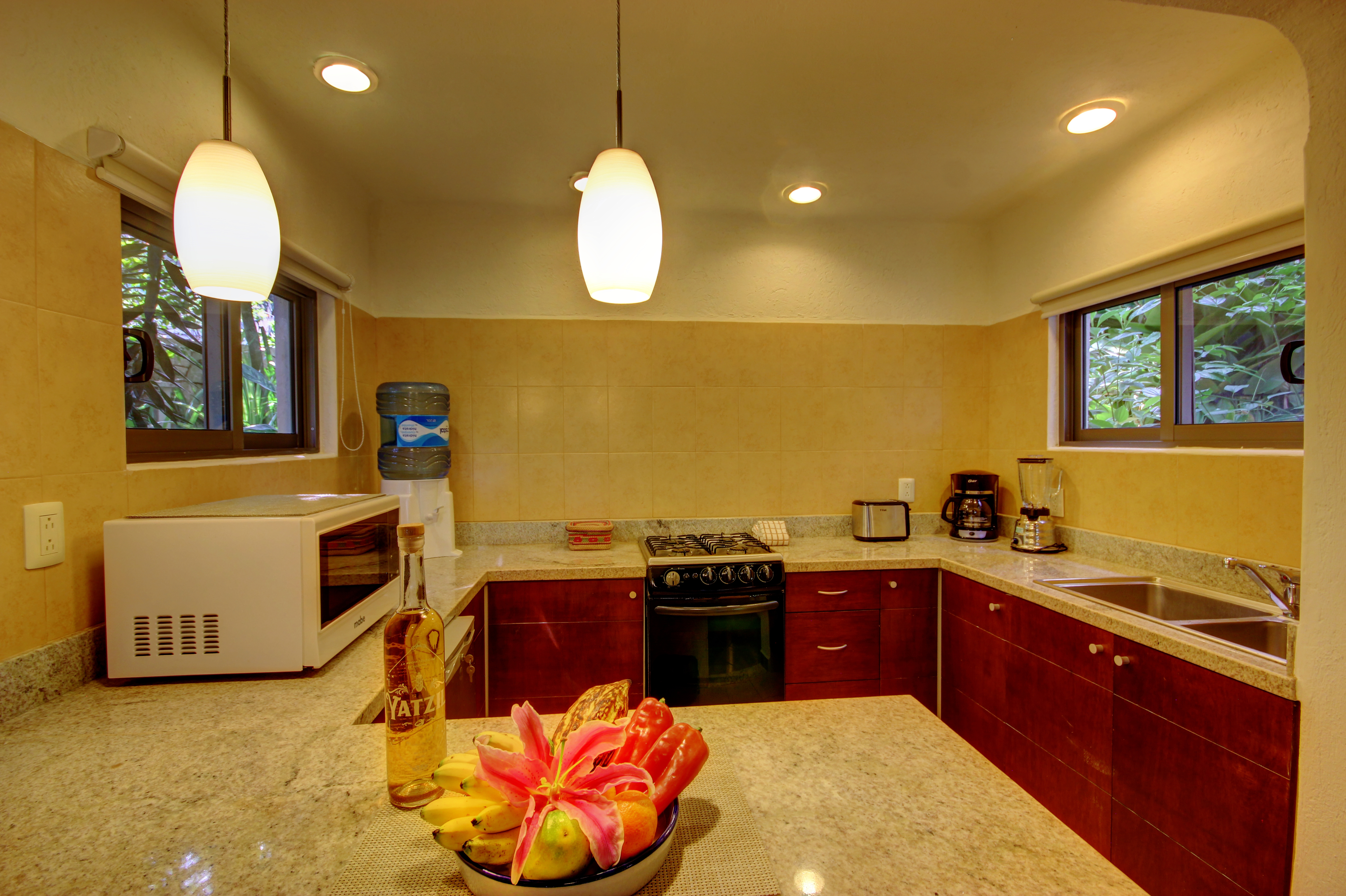 Bungalow Garden View