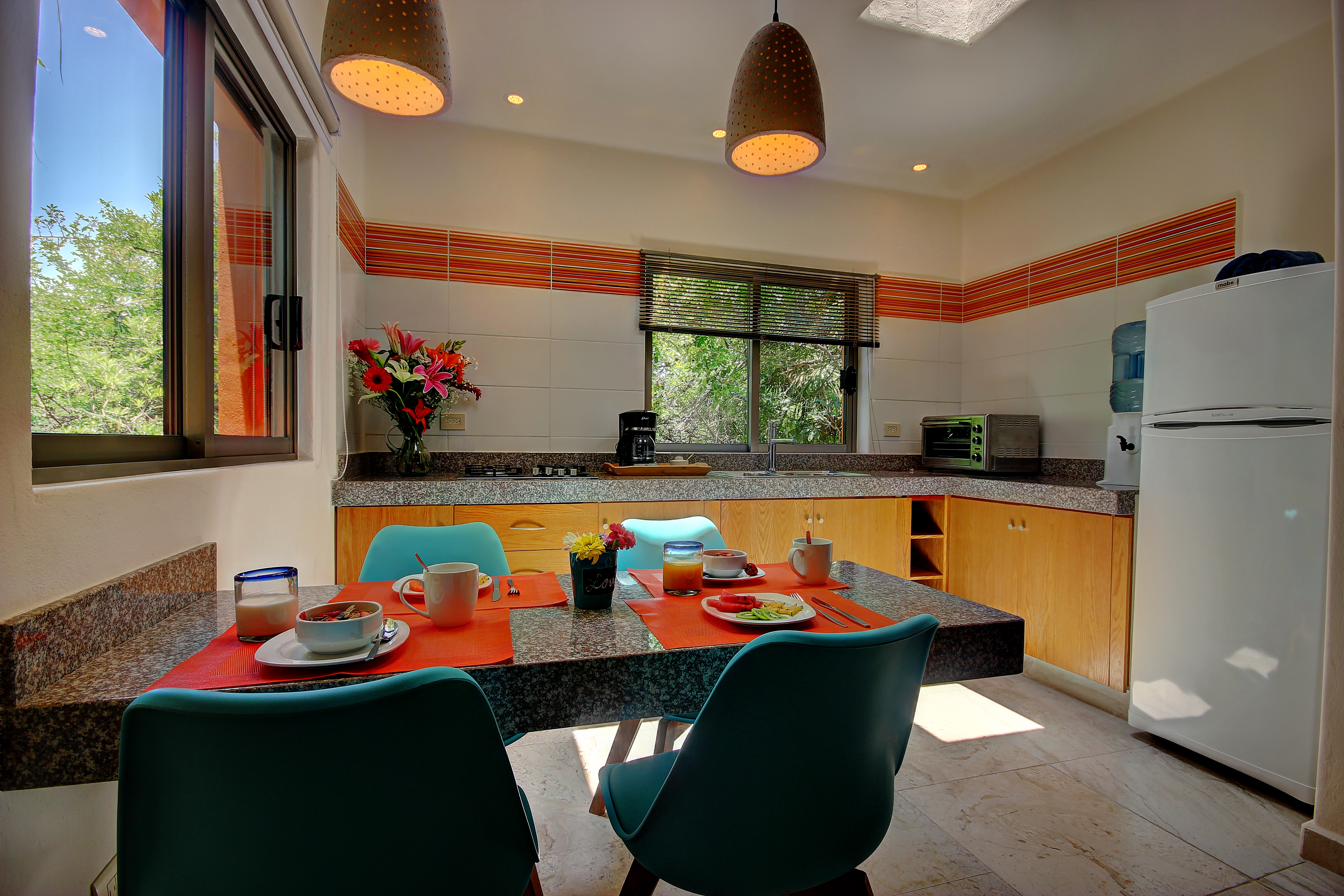 Bungalow Garden View