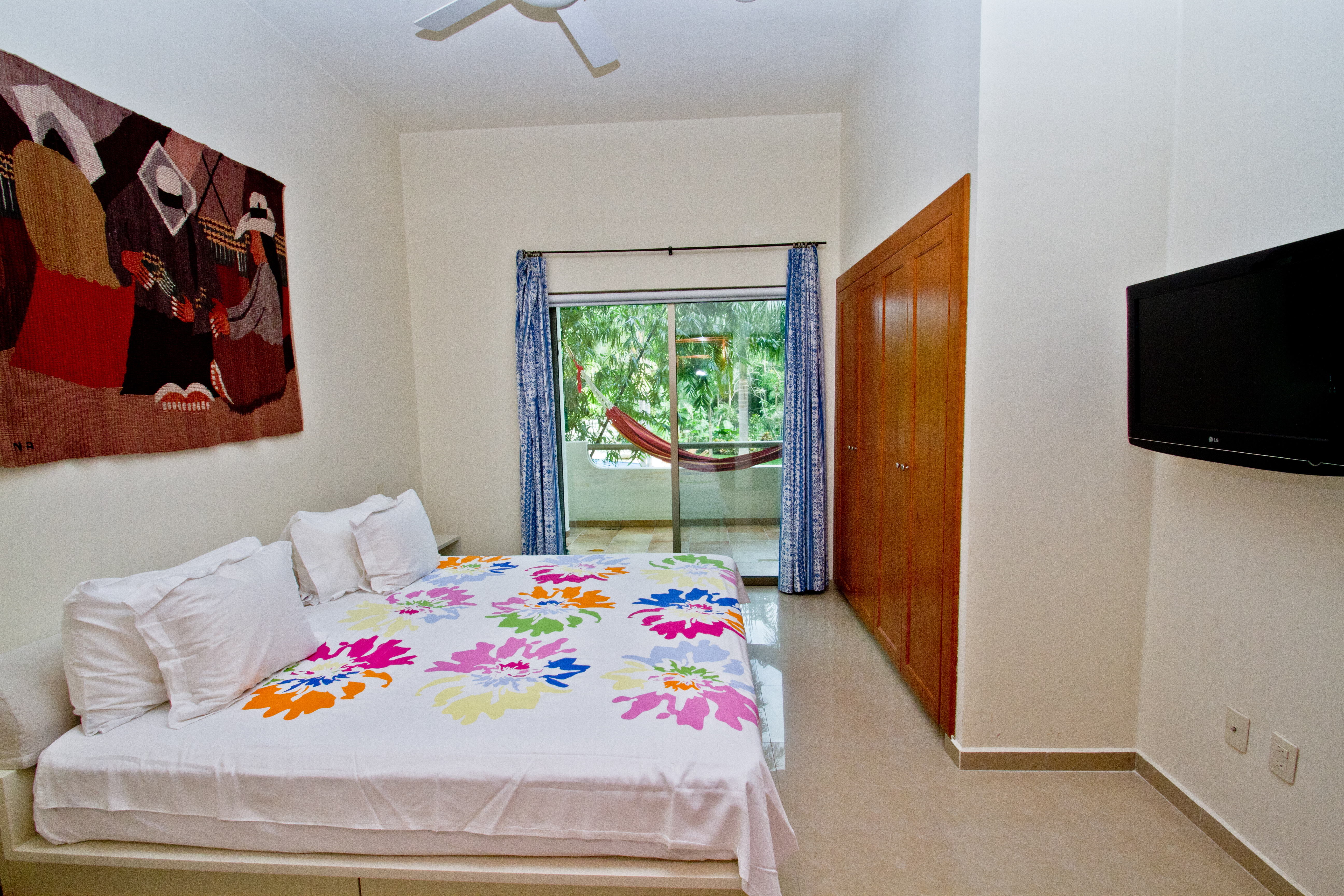 Apartment Garden View