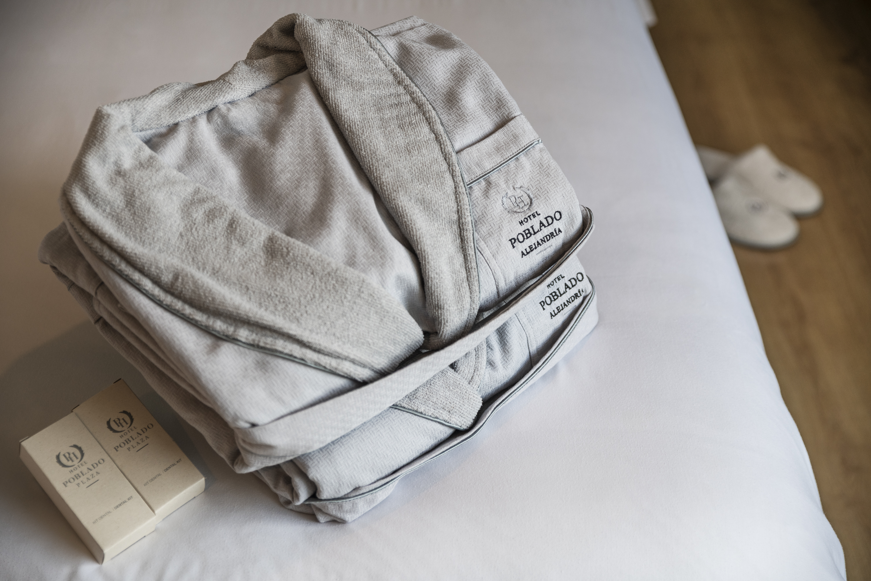 Double Queen Size Bed