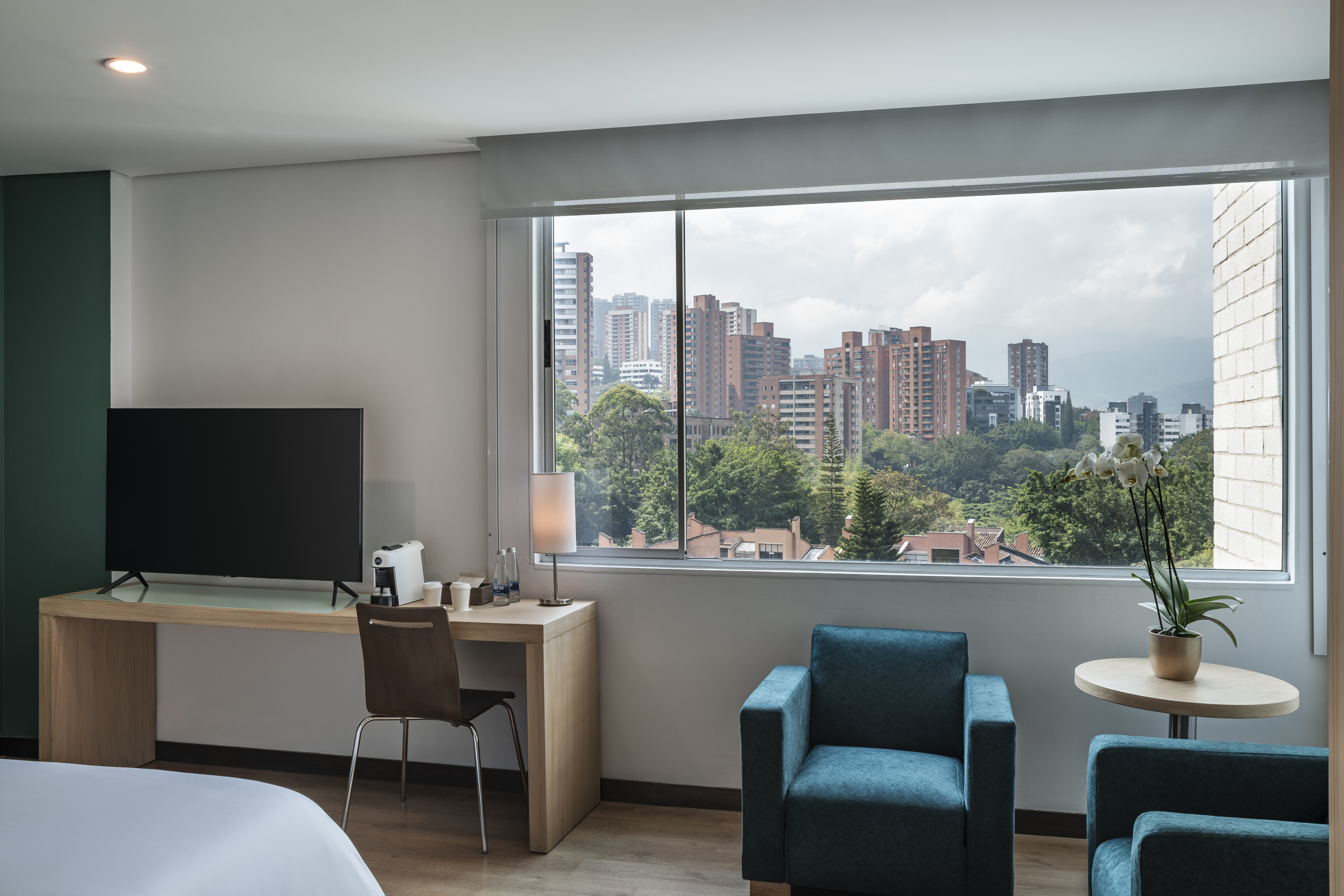 Double Queen Size Bed