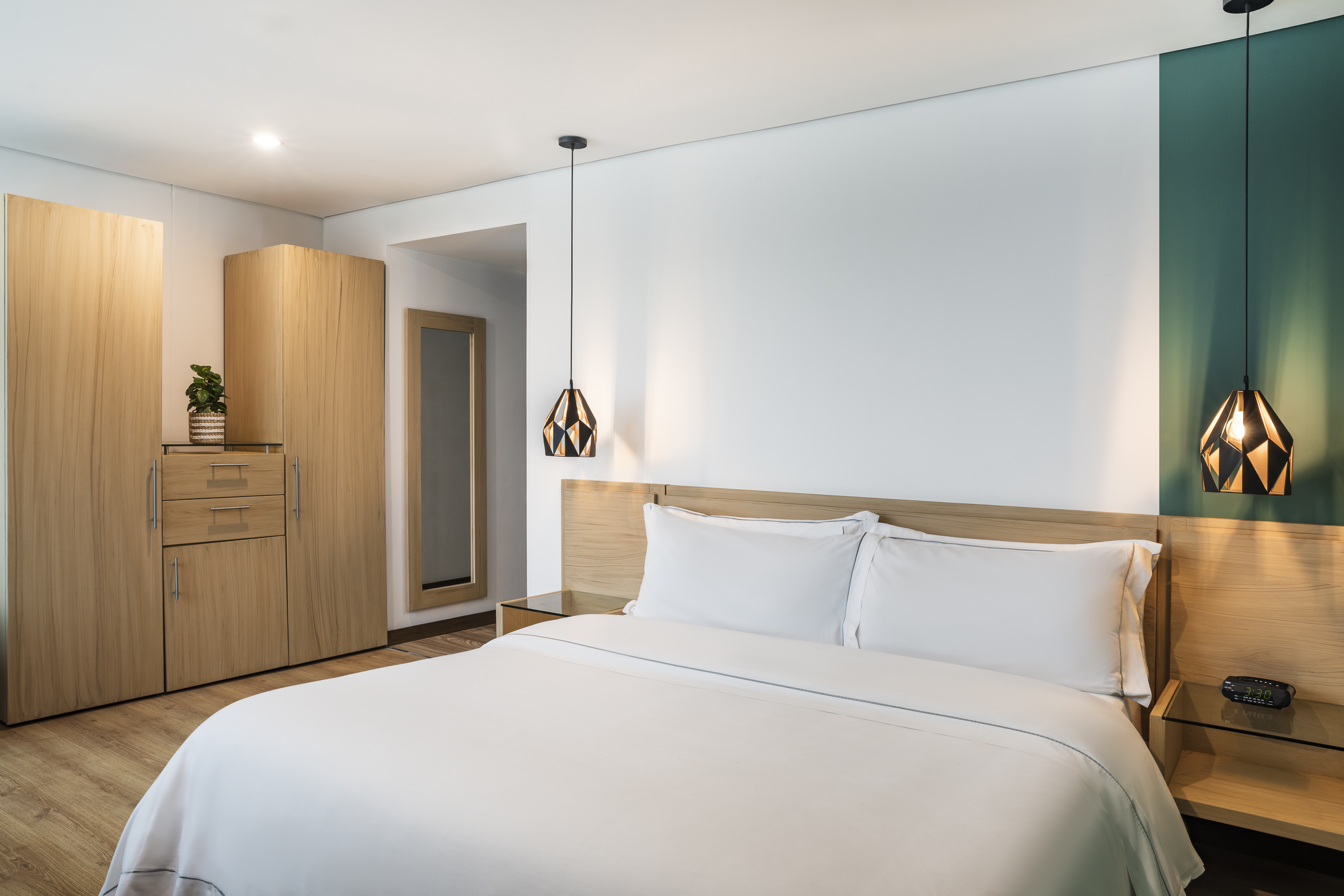 Double Queen Size Bed