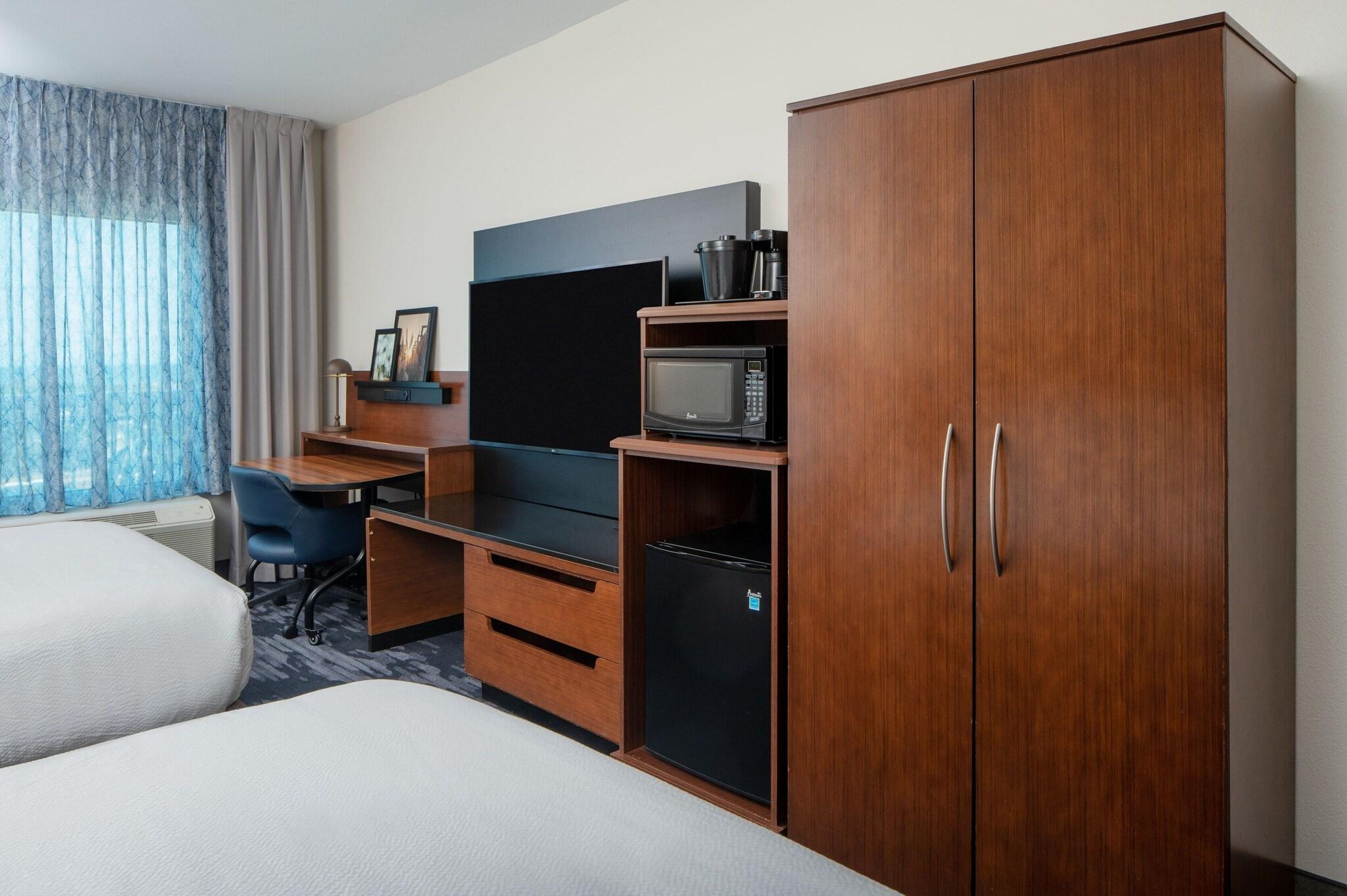 Double Two Queen Beds