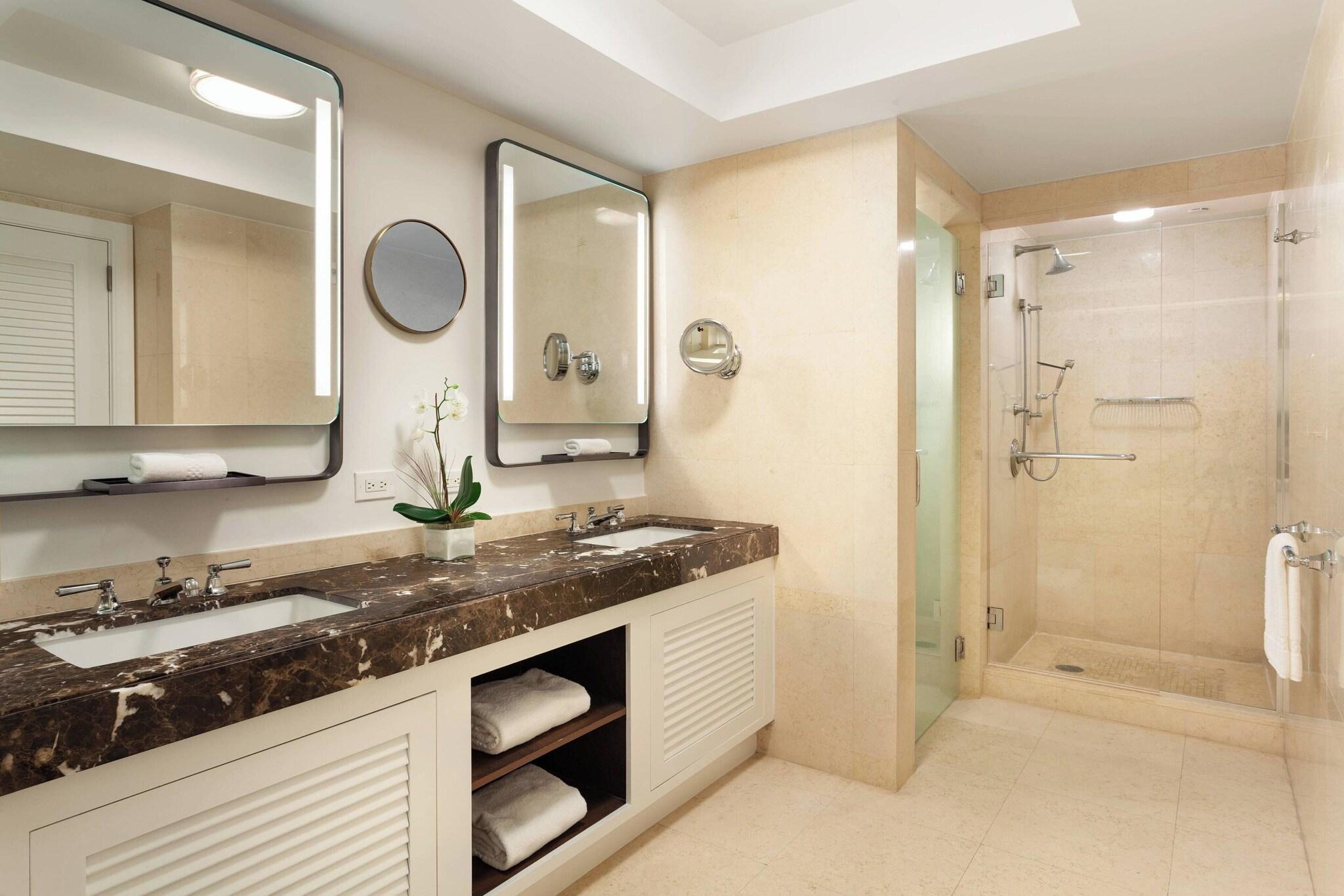 Room Accessible with Views