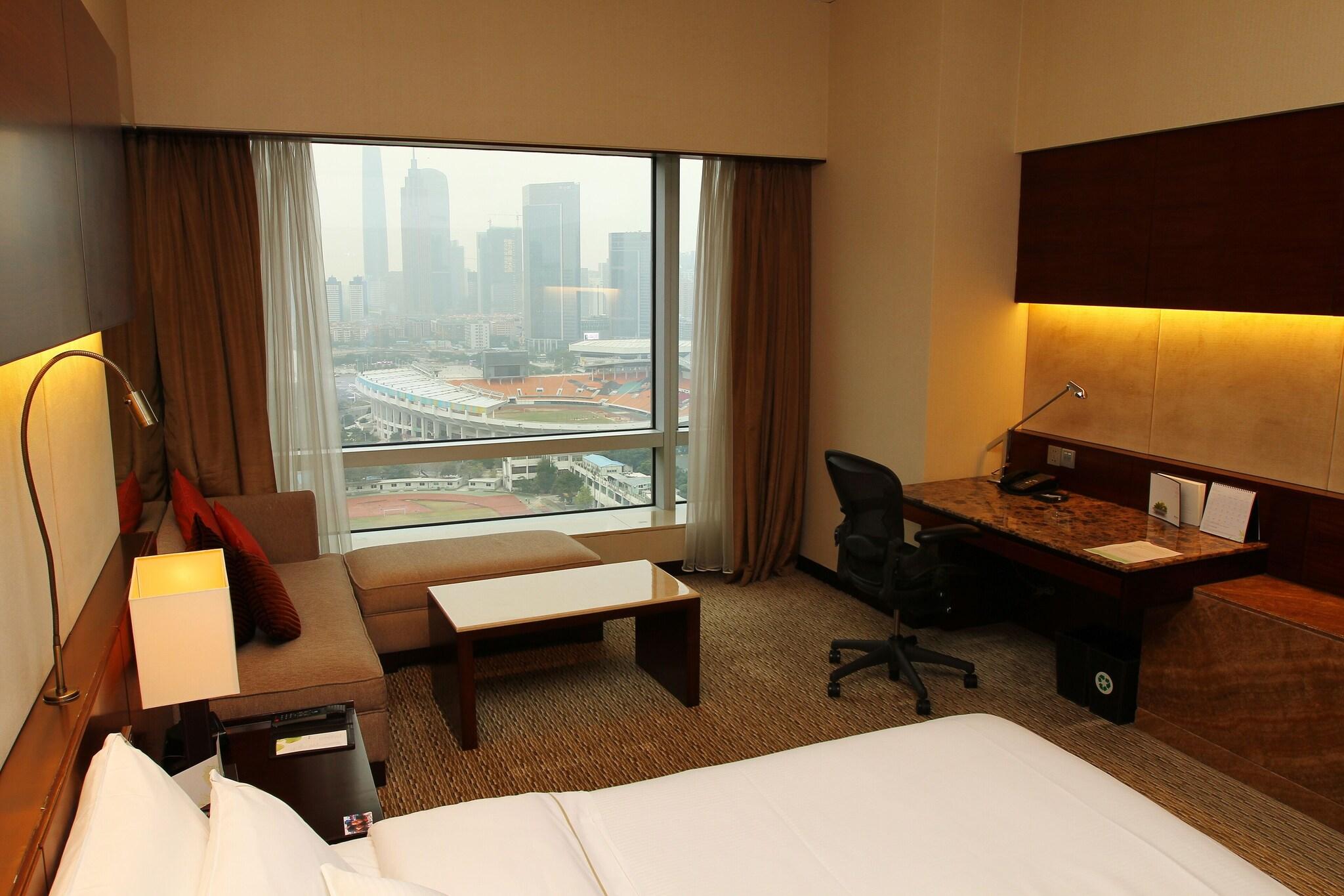 Double Club King Bed