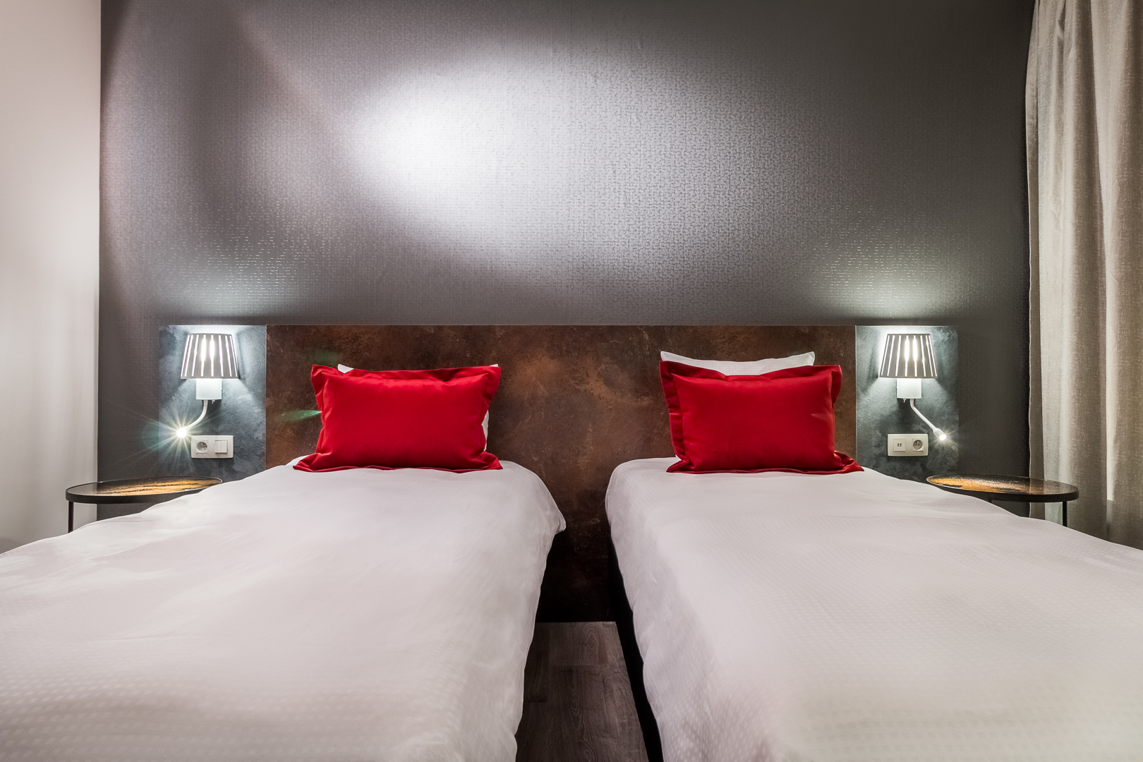 Double or Twin Standard