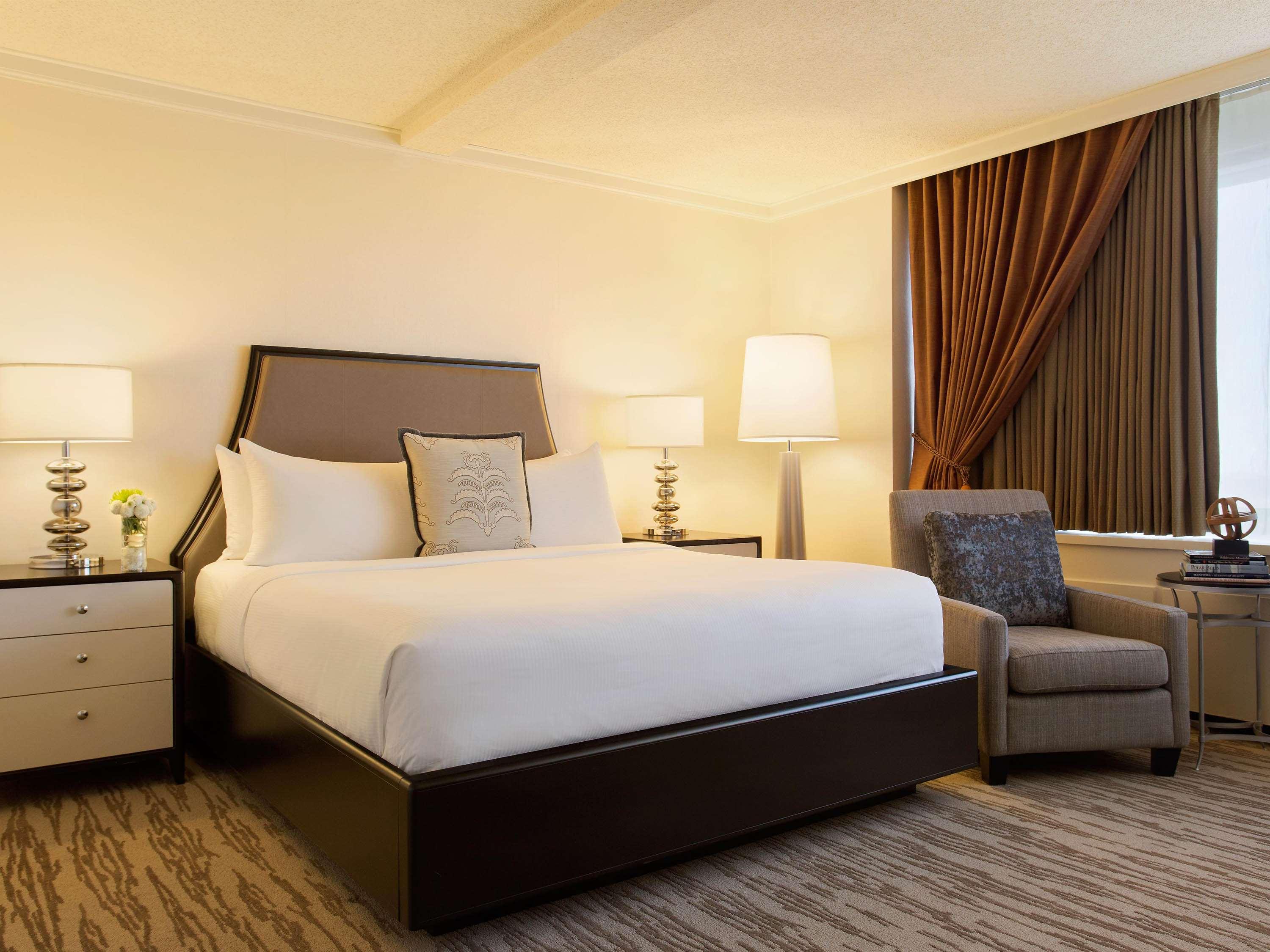 Room King Bed Non Smoking