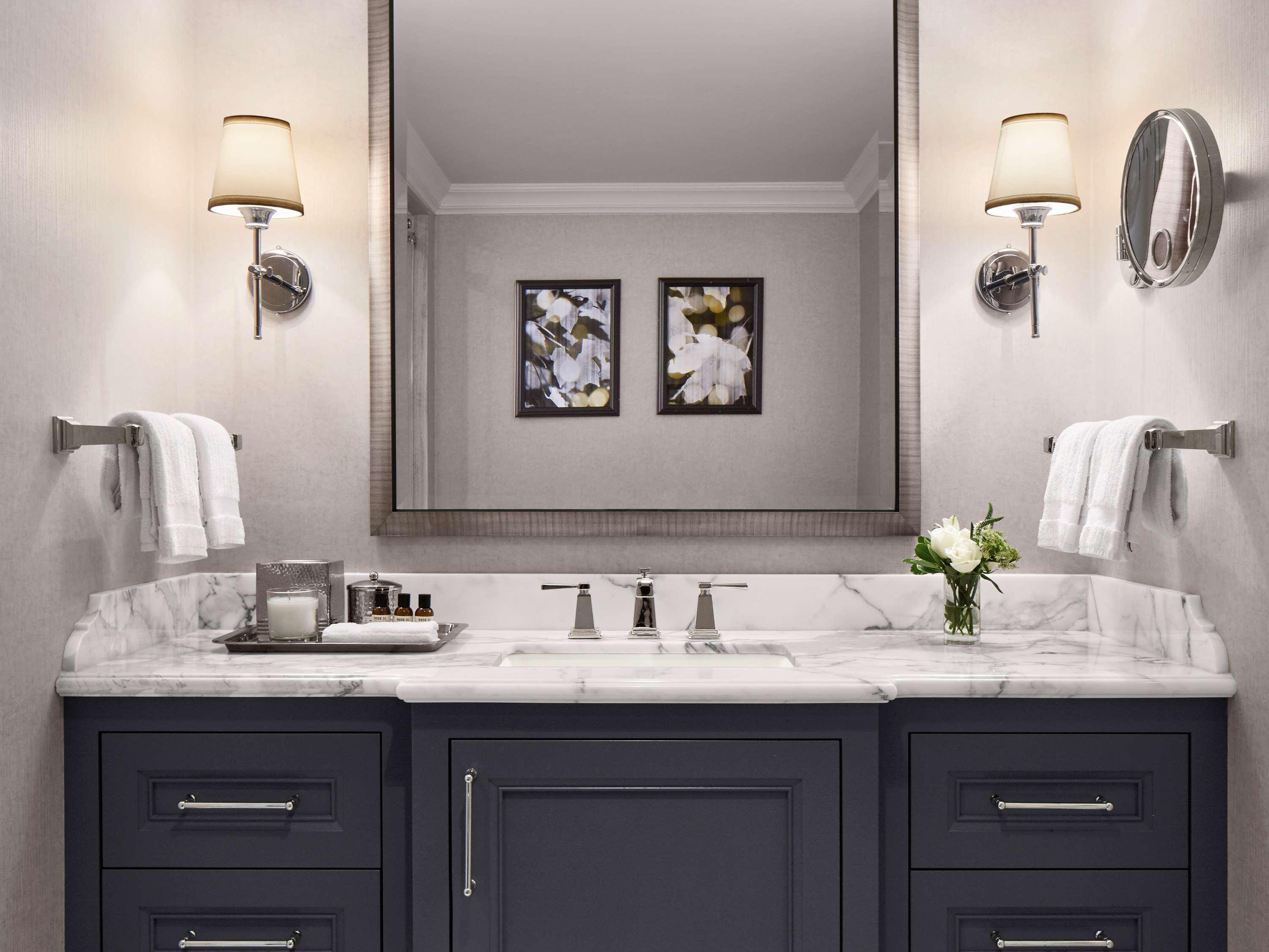 Room City View King Bed