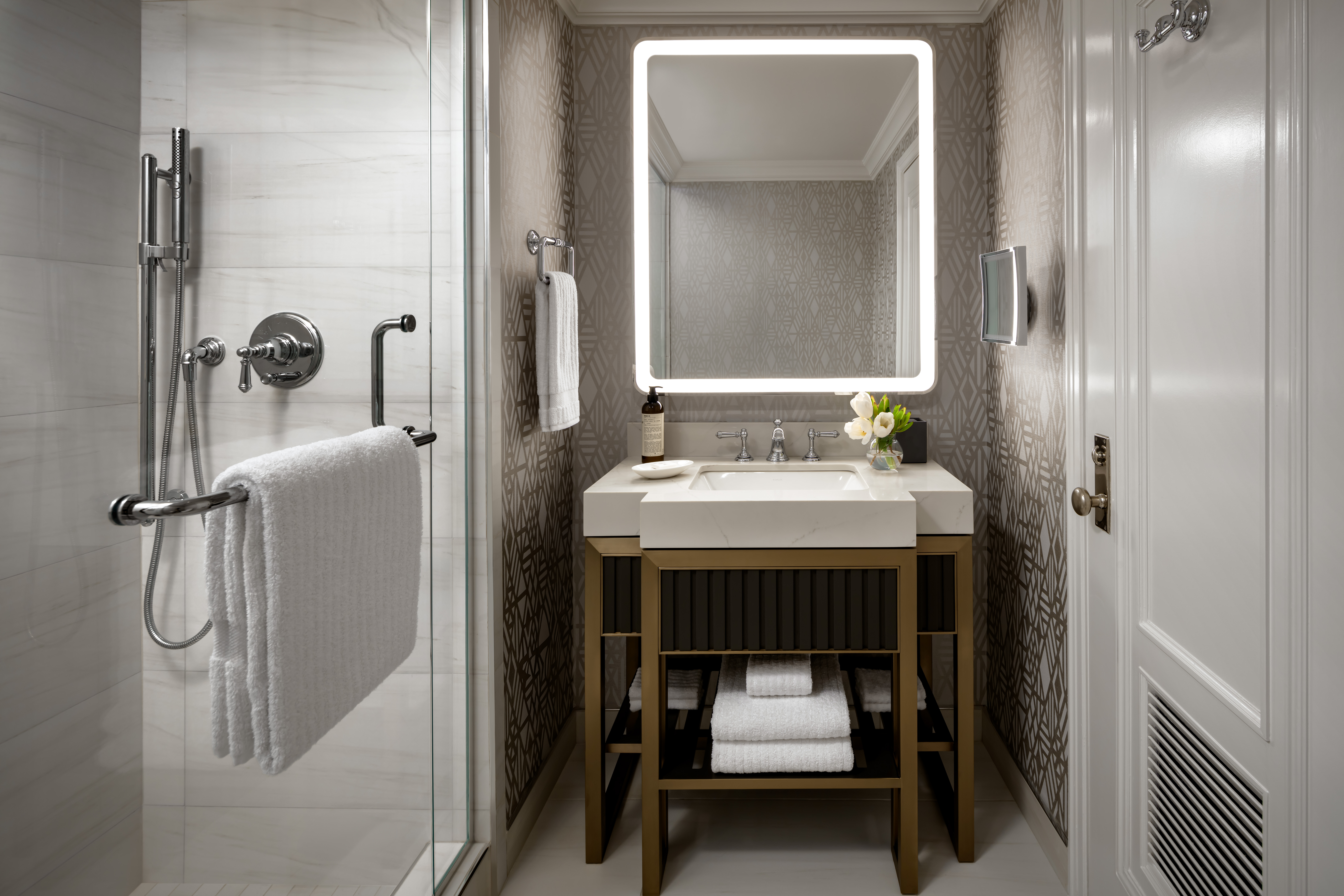 Double City View King Bed