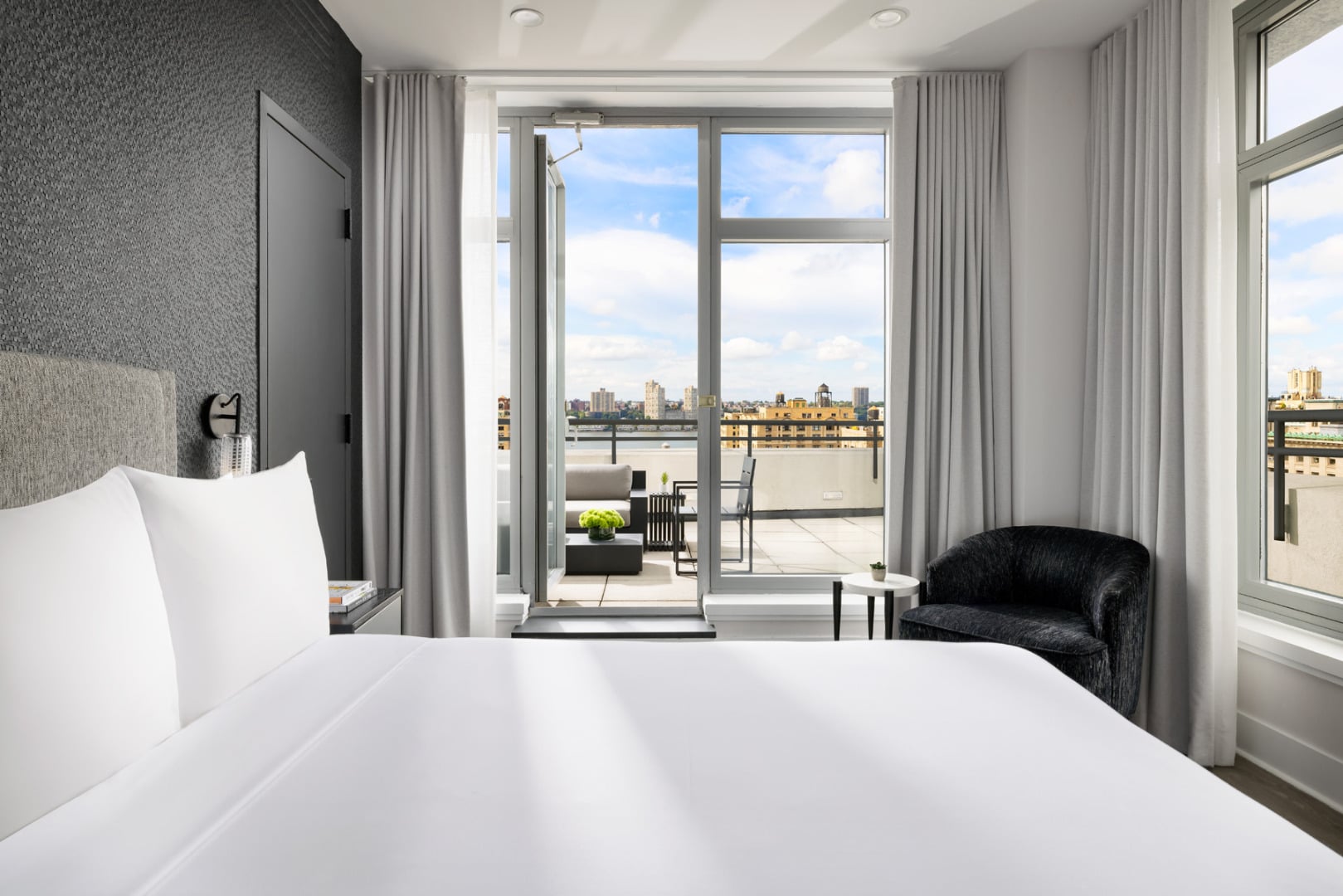 Room Penthouse