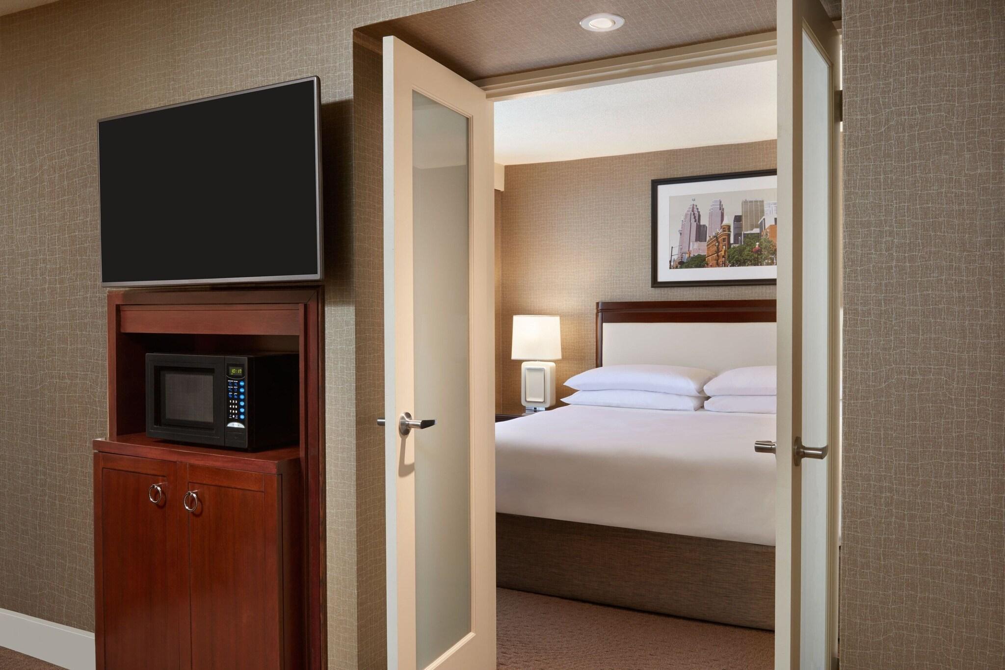 Suite King Bed One Bedroom 