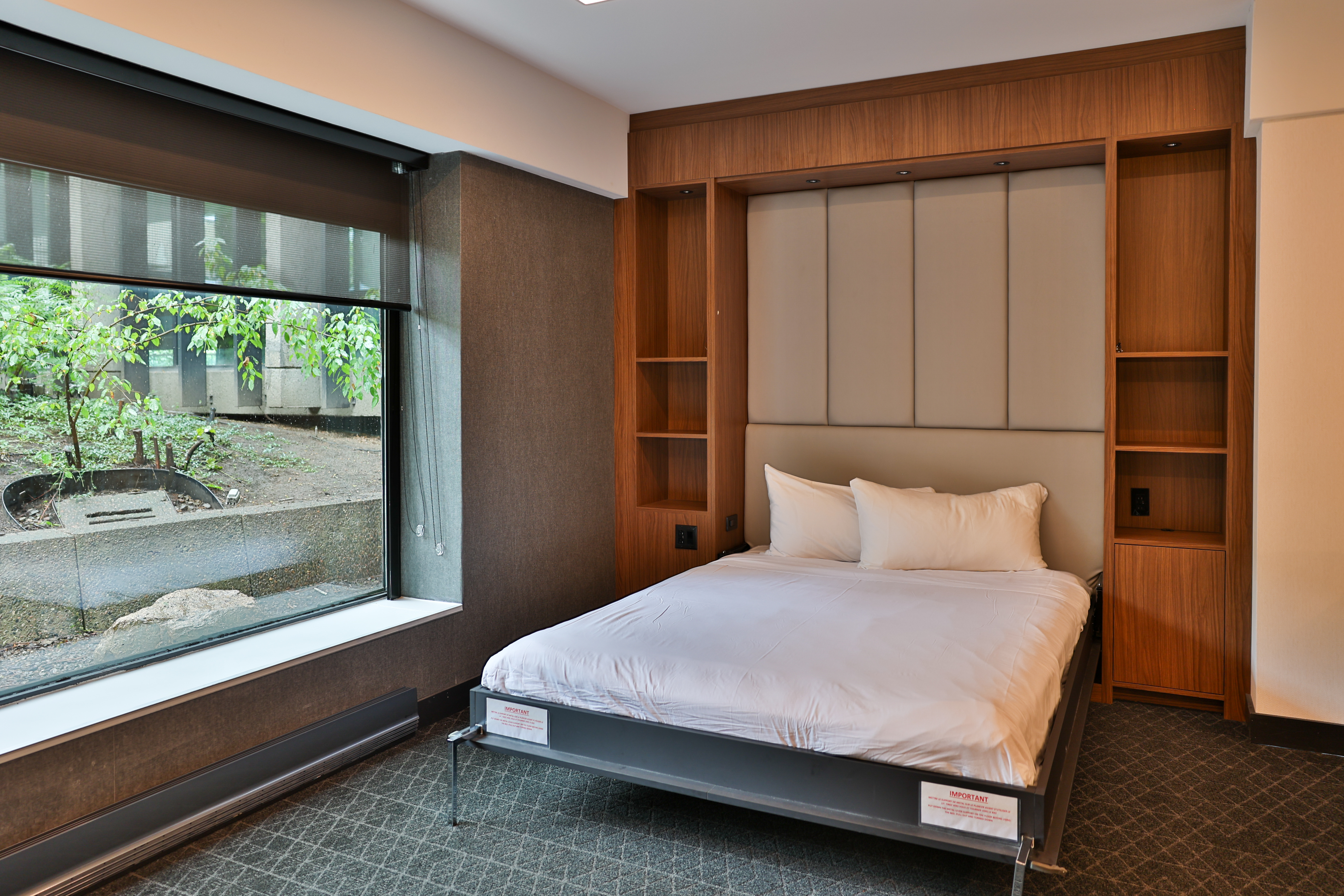 Studio King Size Bed