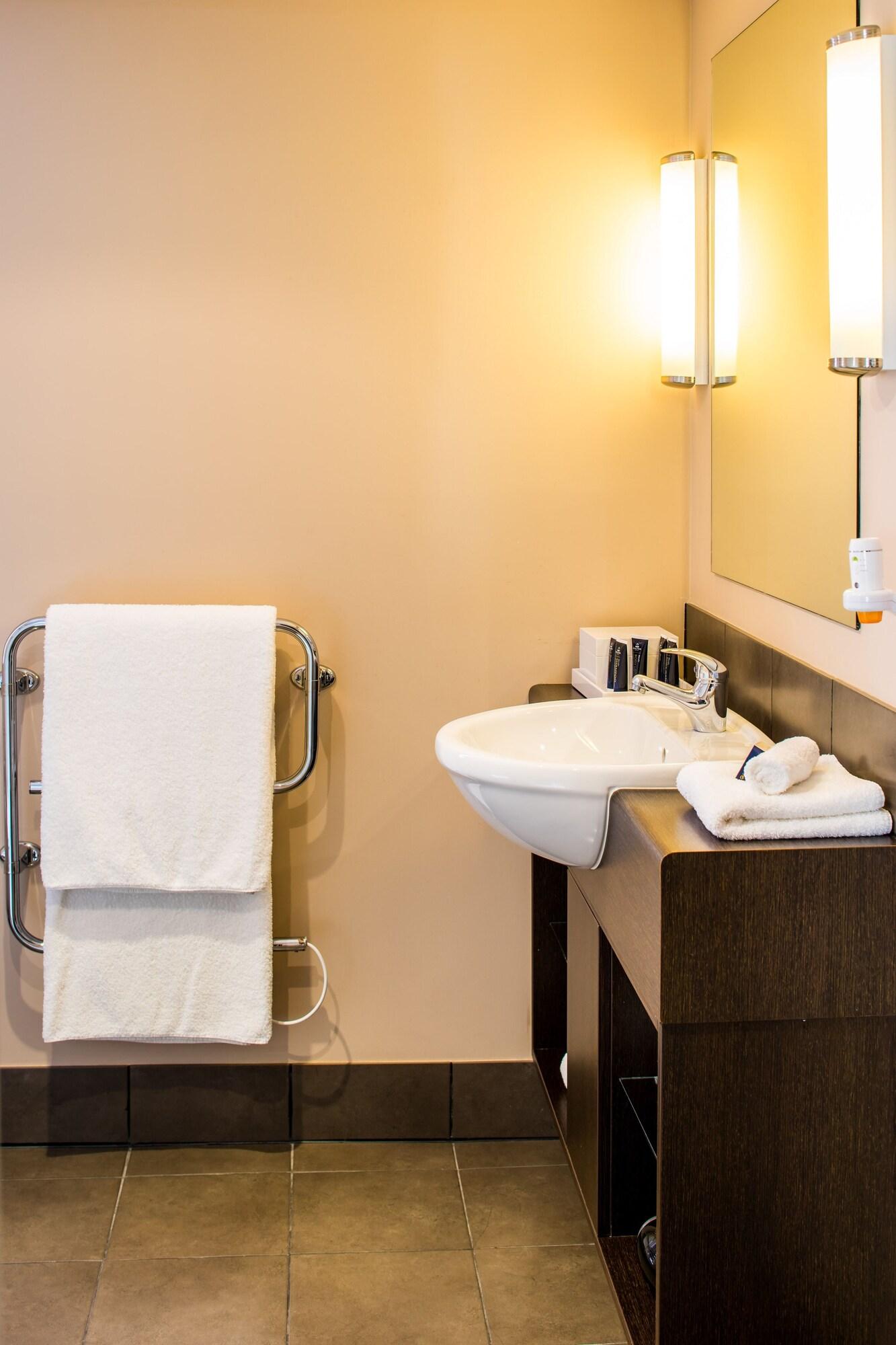 Studio Premier King Bed