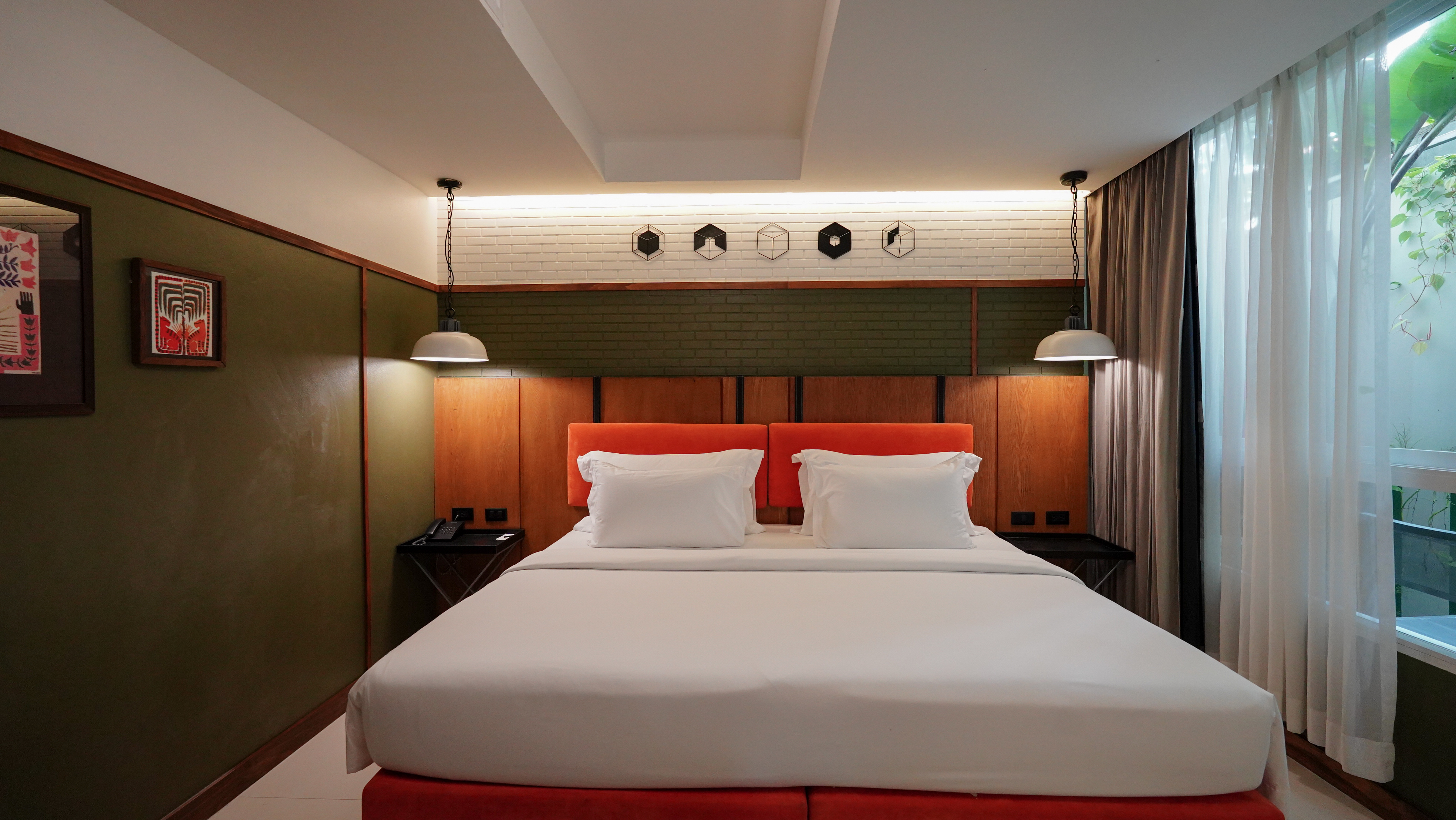 Double or Twin Deluxe