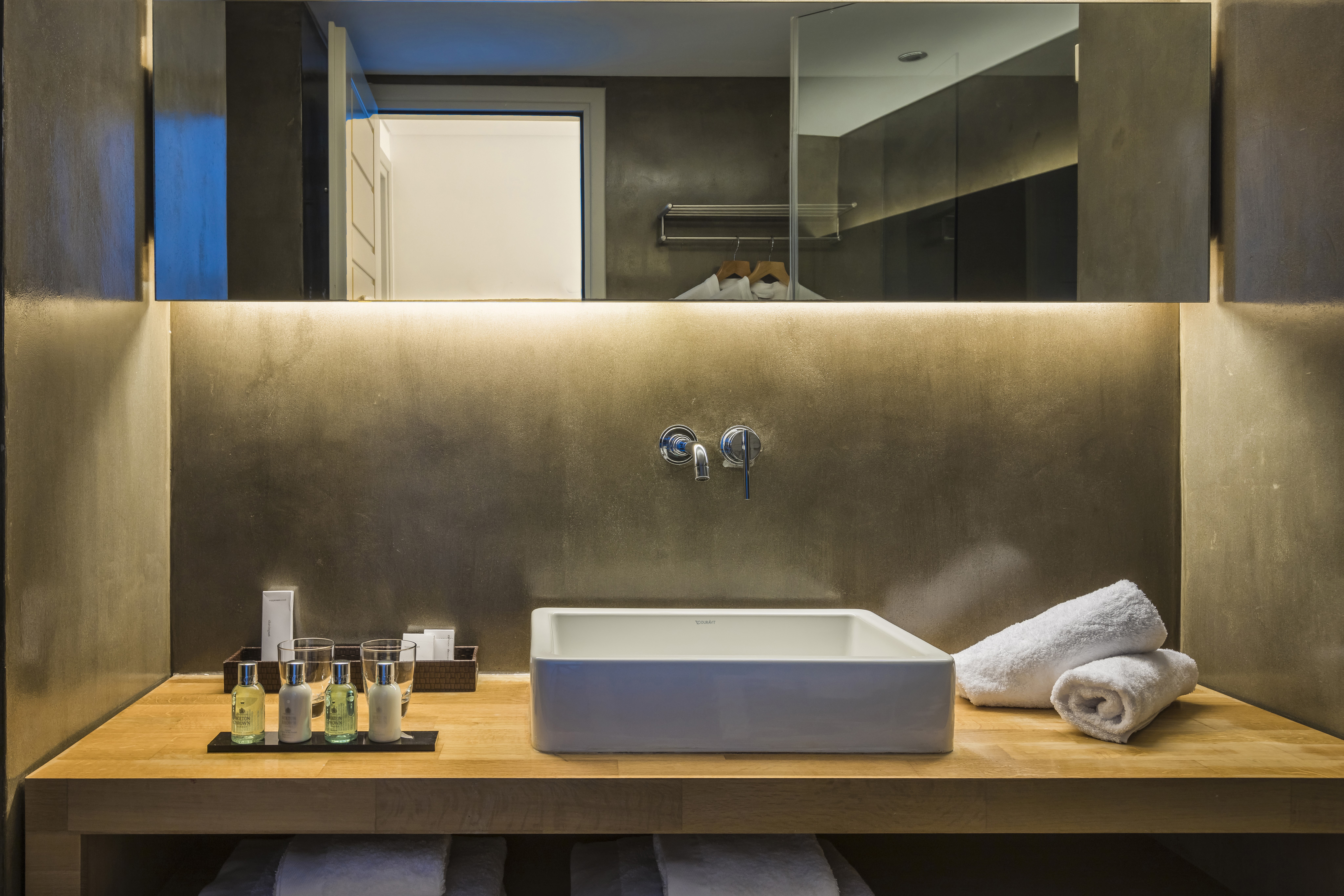 Room Deluxe Two Bedroom