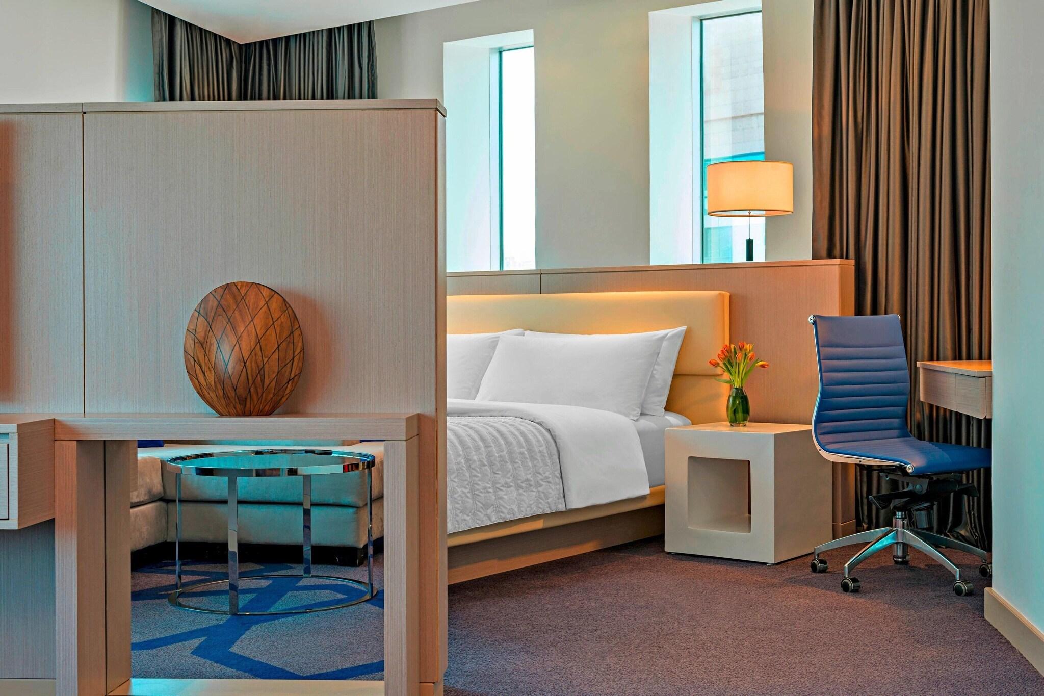 Suite Deluxe King Bed