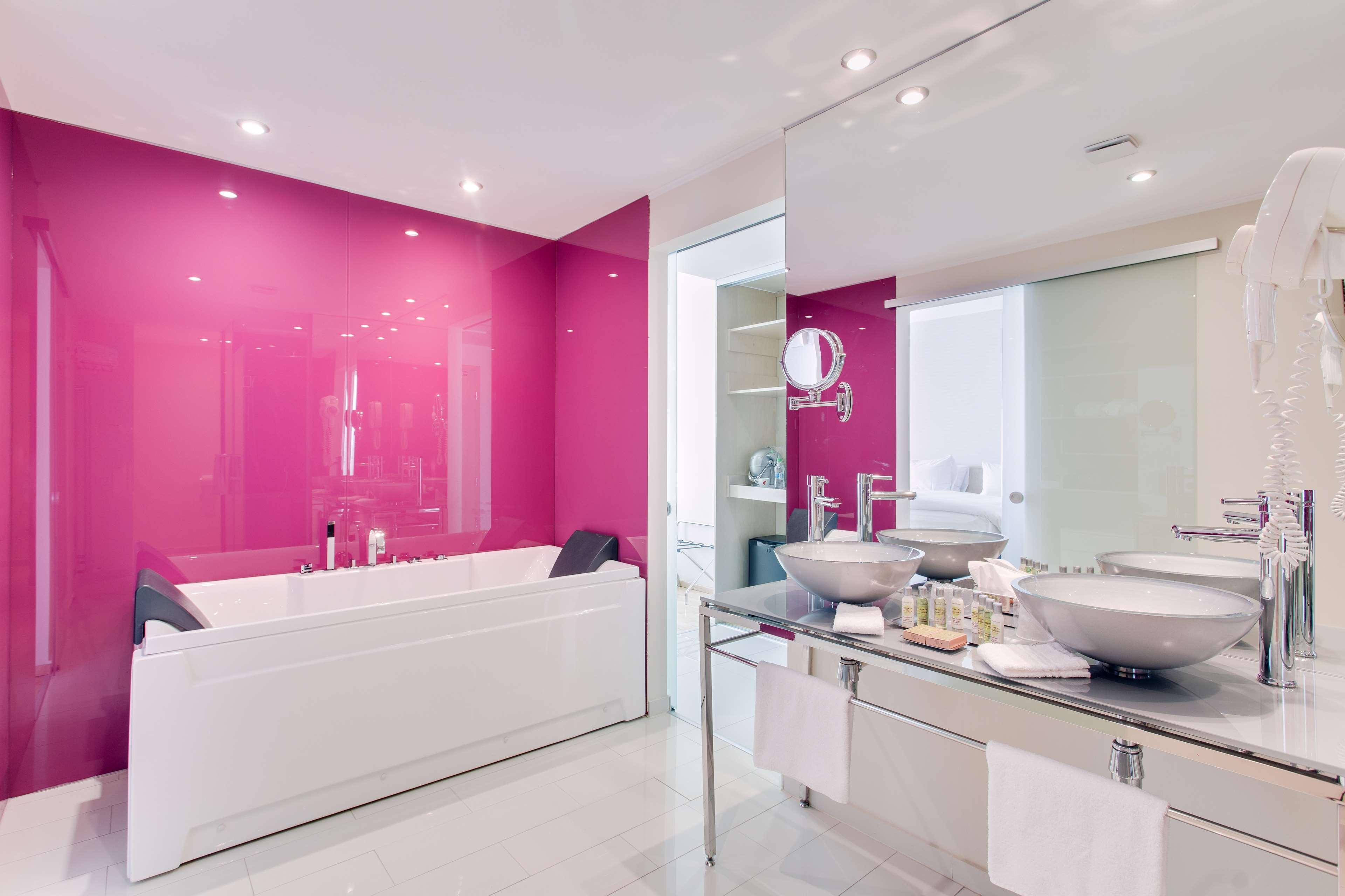 Suite Deluxe One Bedroom