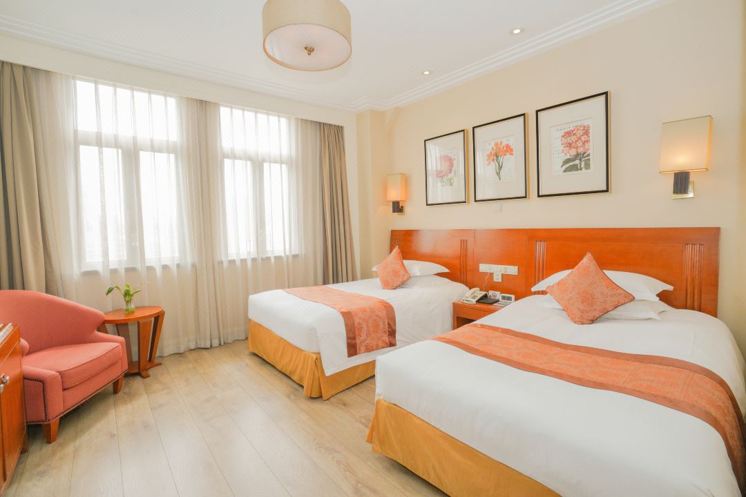 Twin Superior River View