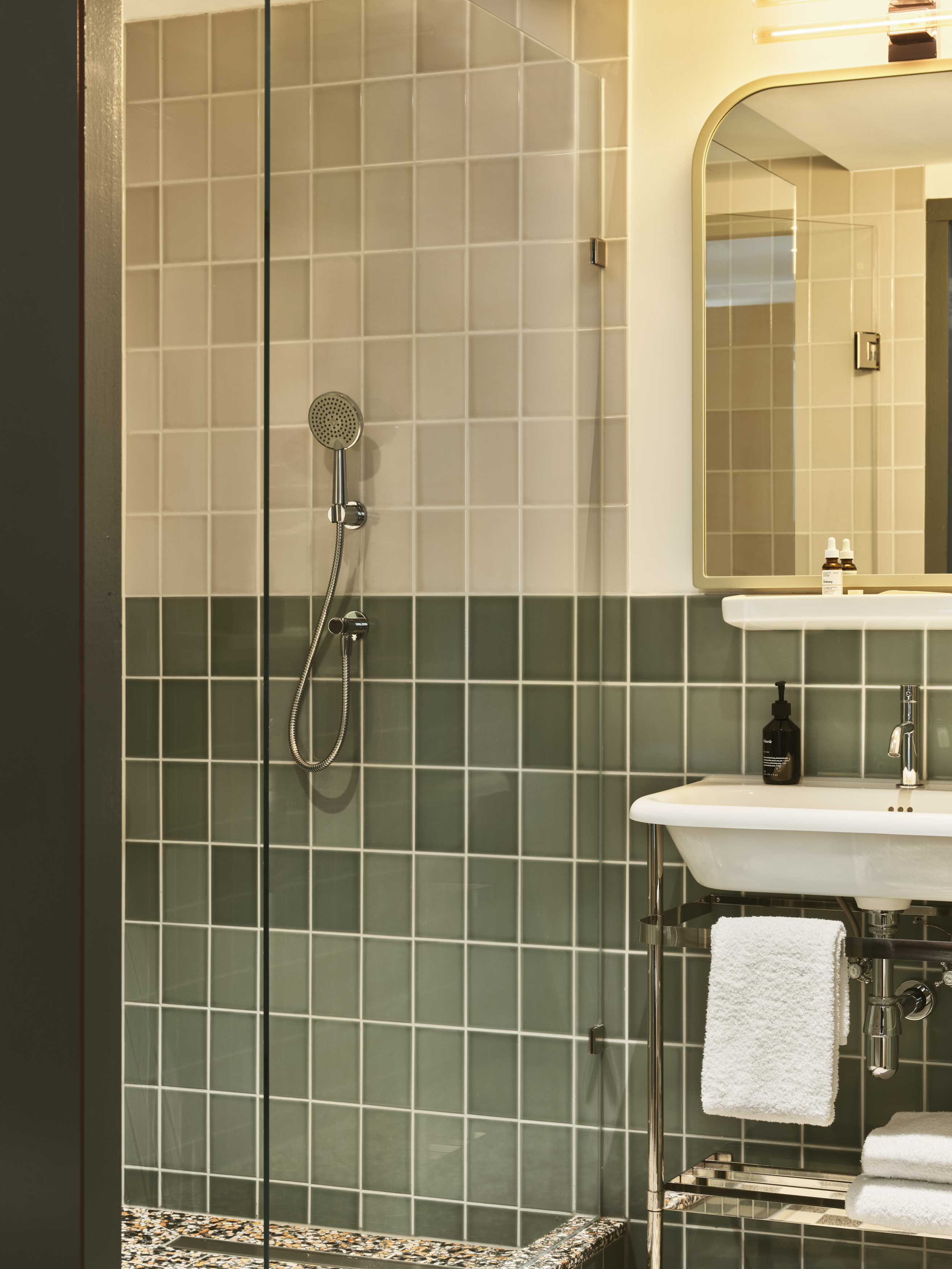 Family Room Superior