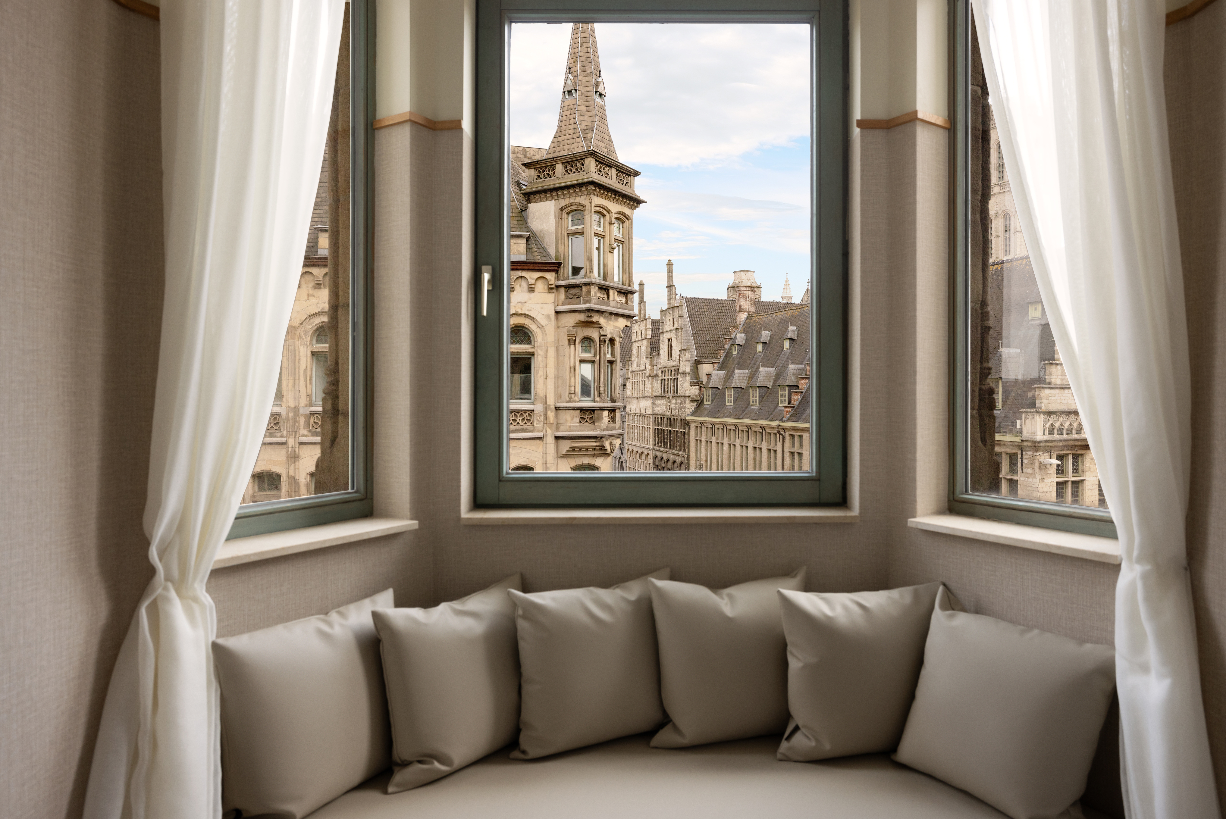 Junior Suite with Views