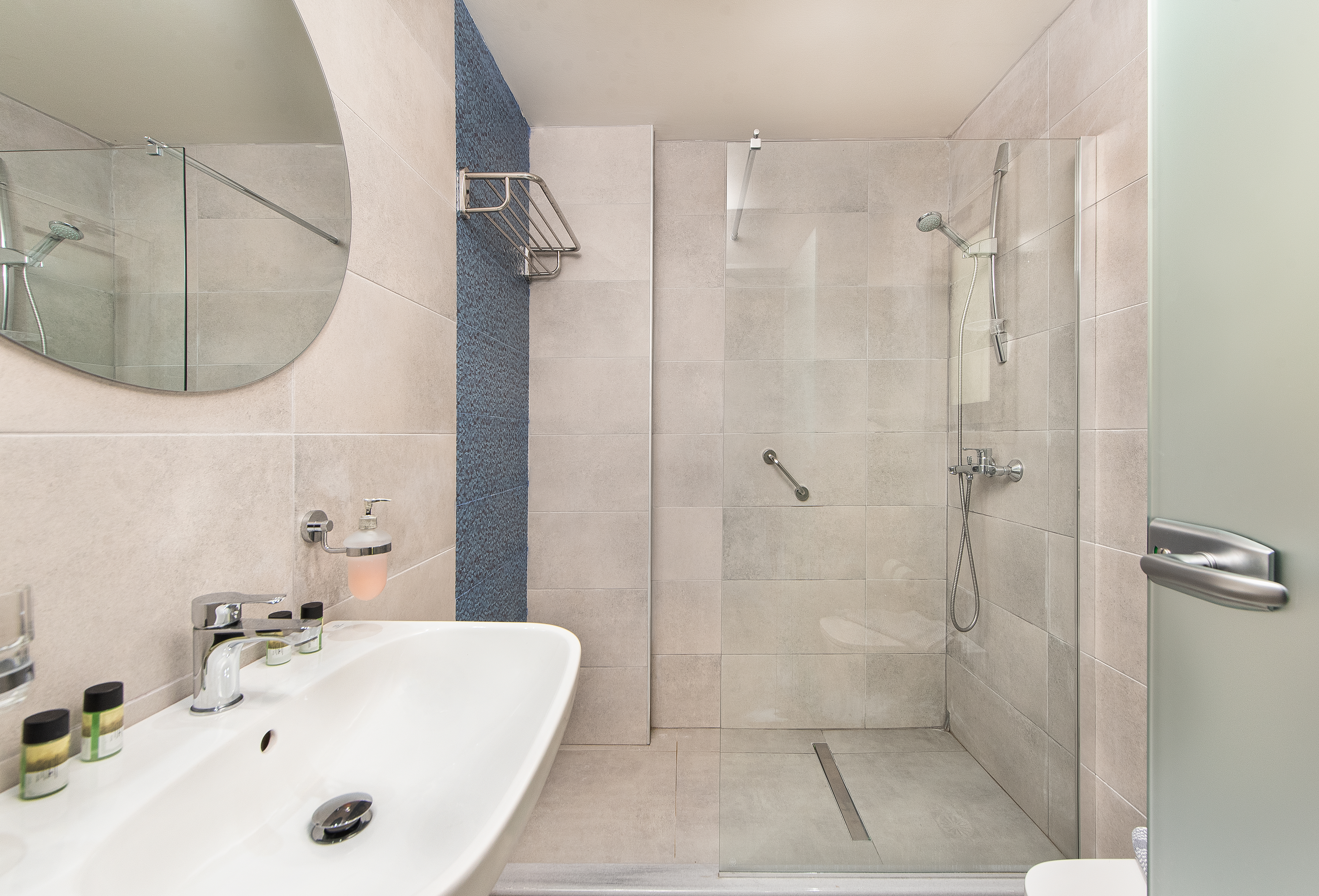 Triple Superior Pool View