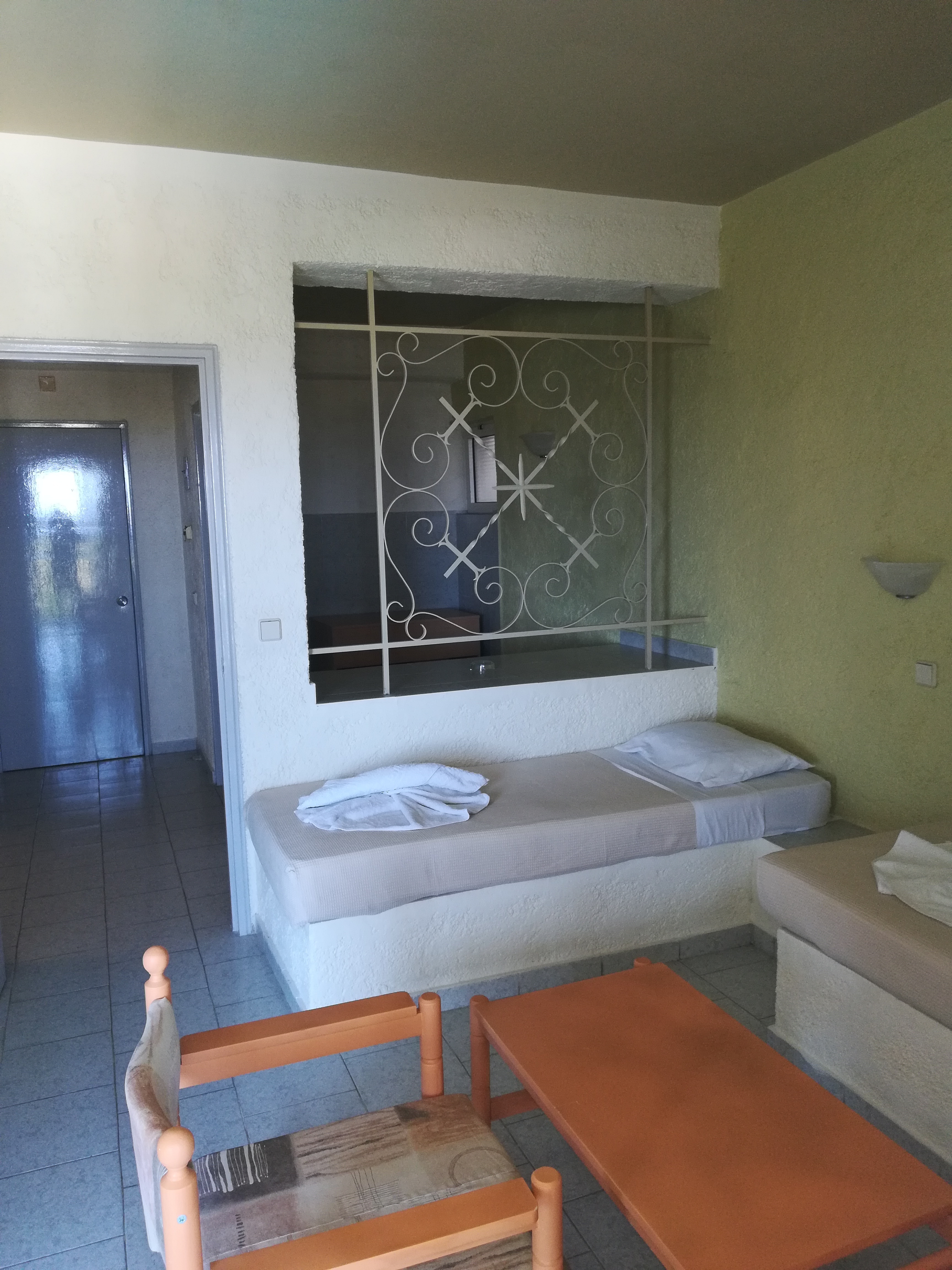 Apartment Capacity 4