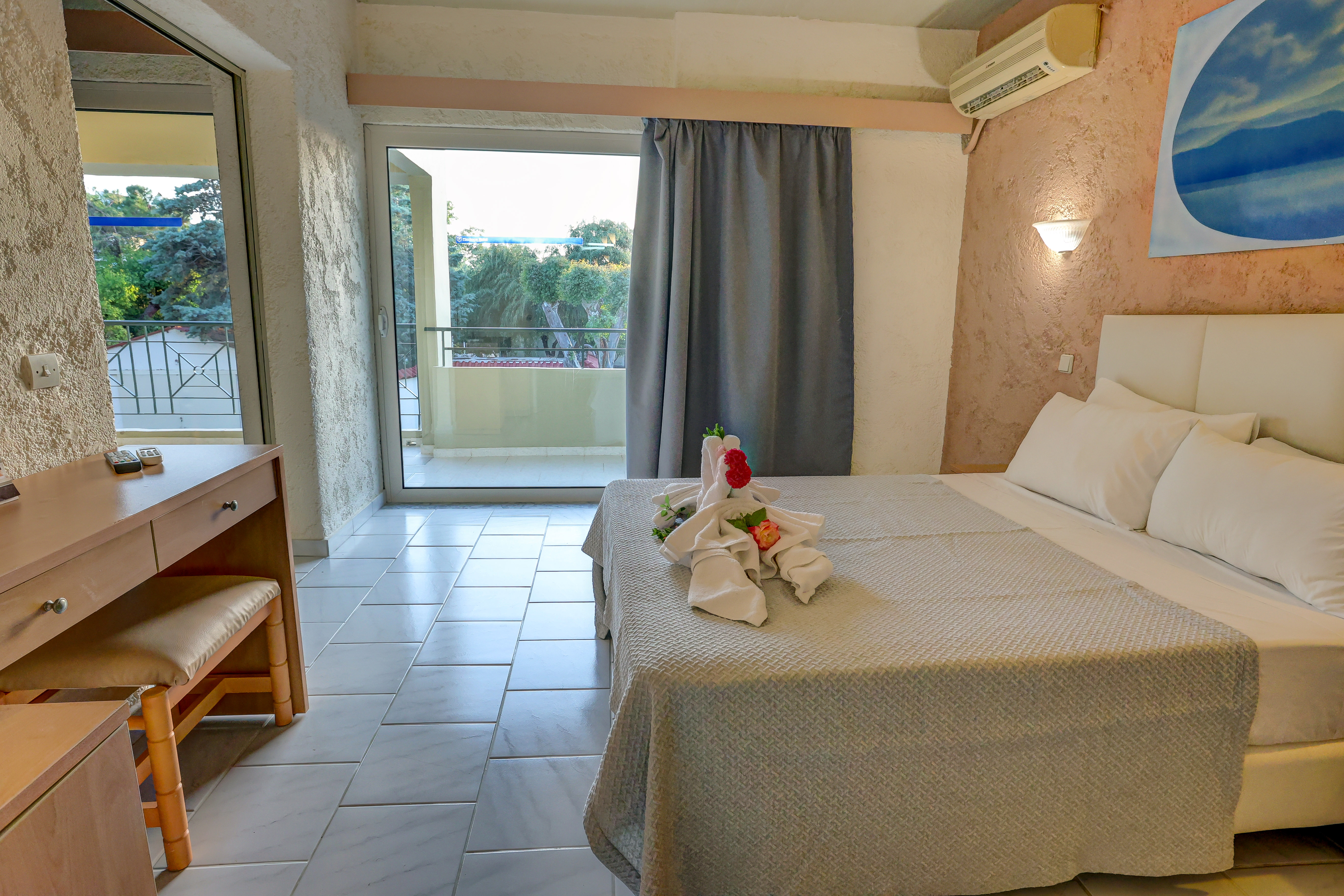 Apartment Capacity 4