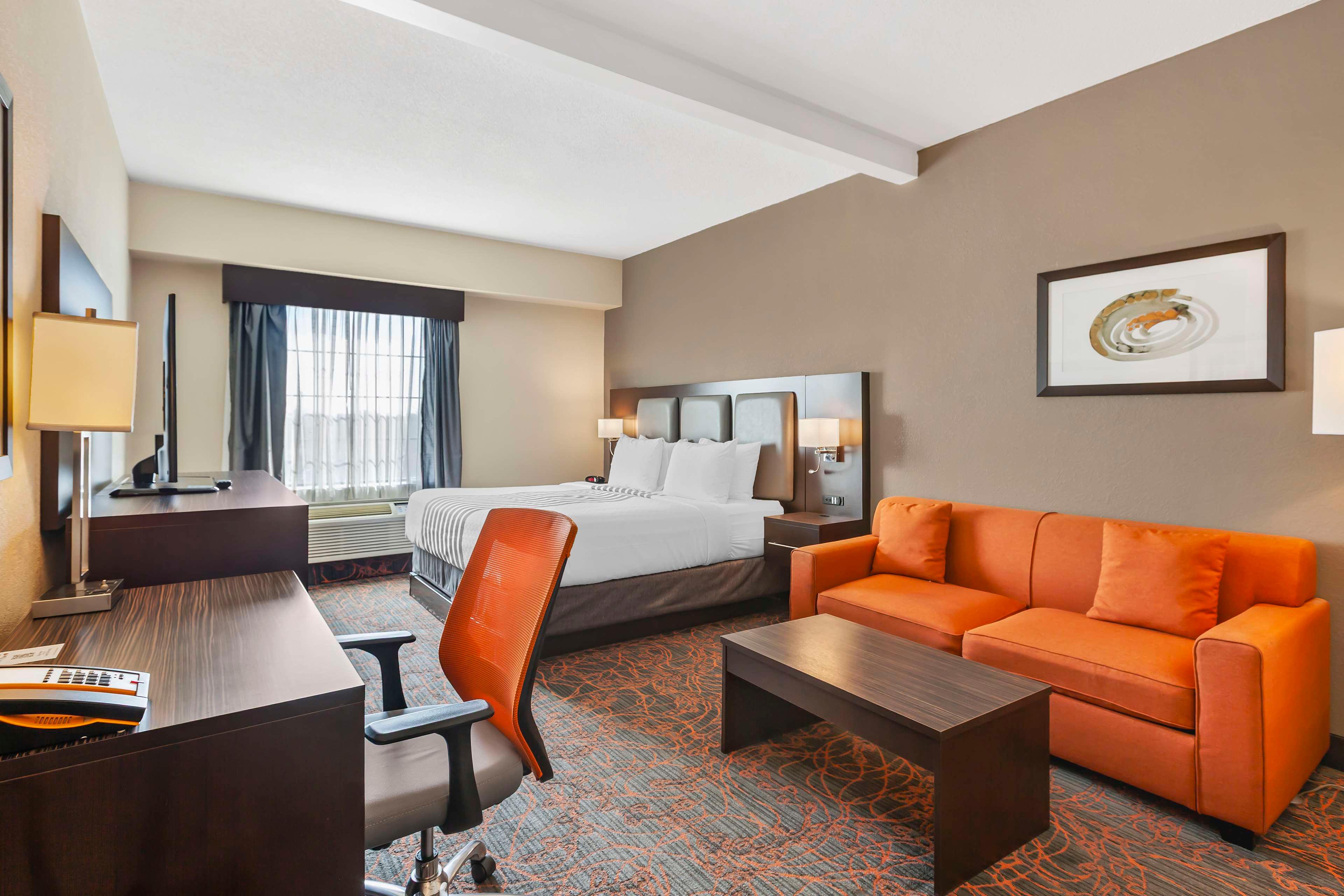 Quadruple Non Smoking