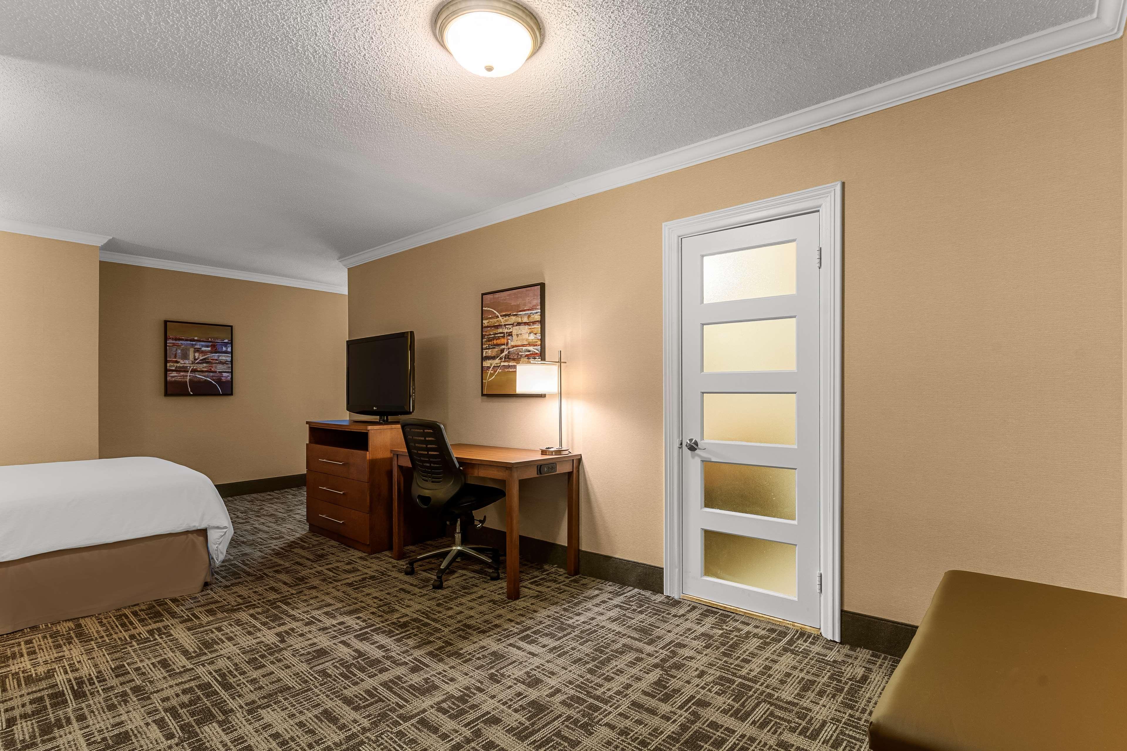 Double Queen Size Bed