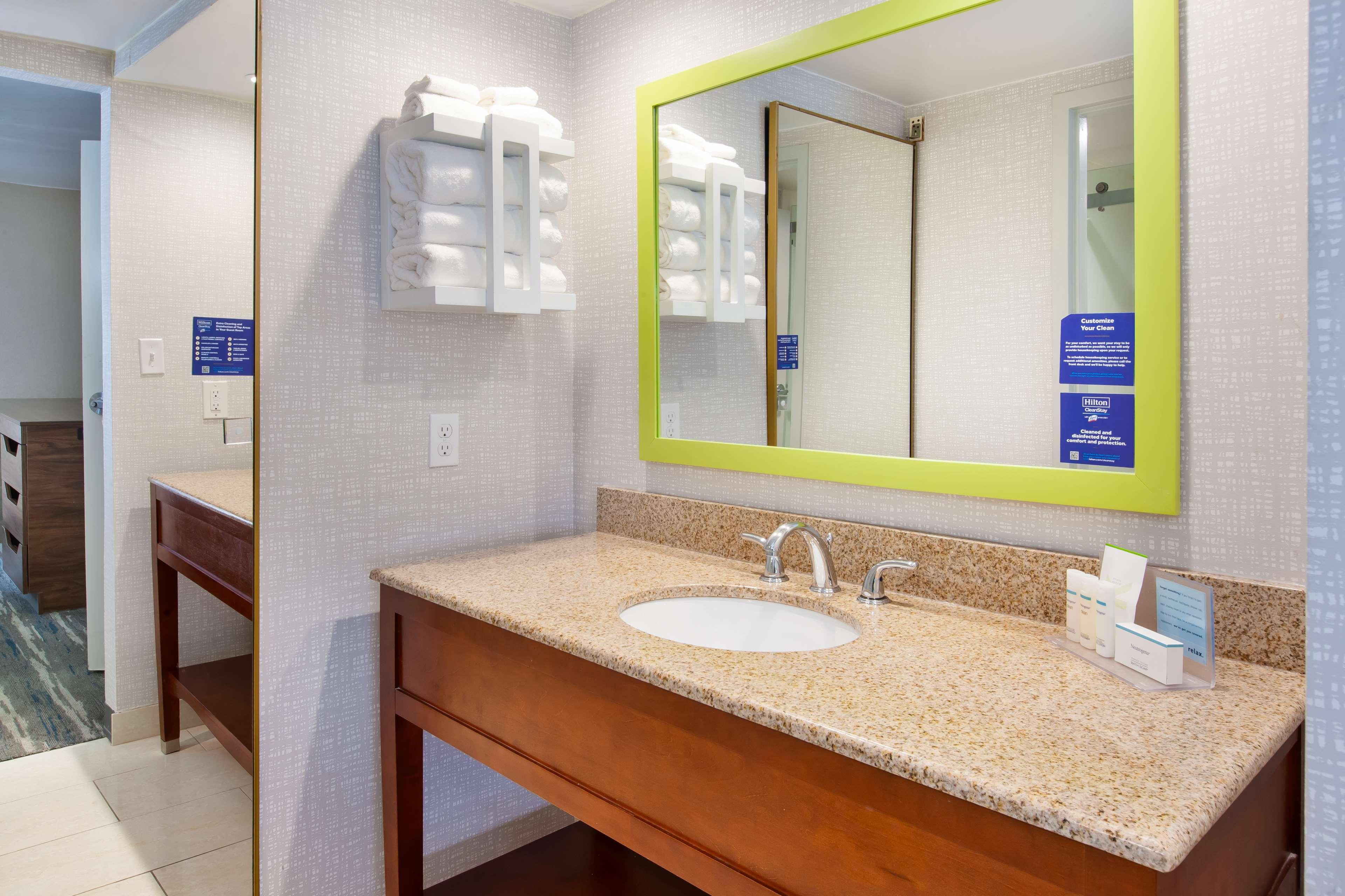 Suite King Bed One Bedroom 