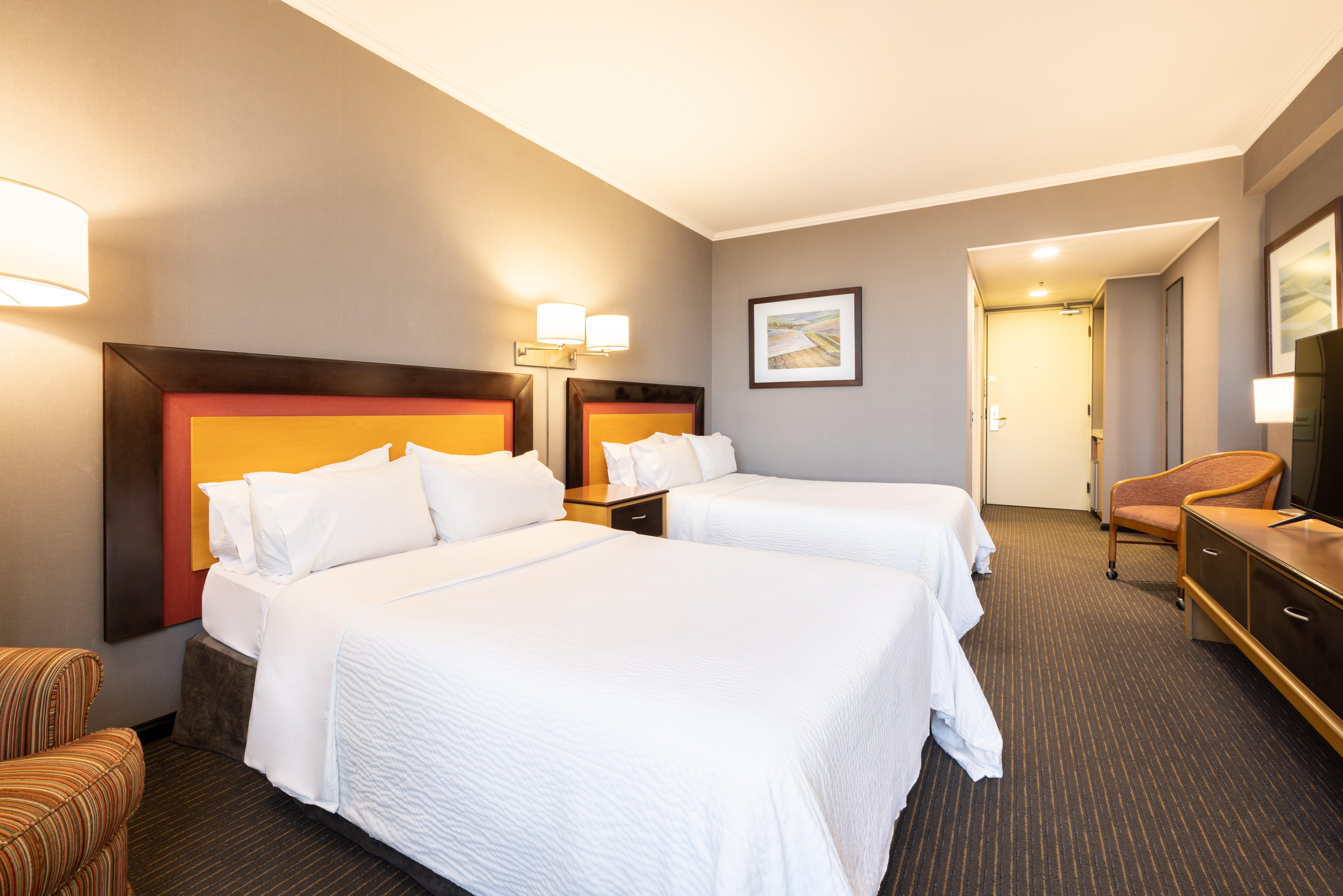 Room City View Two Queen Beds