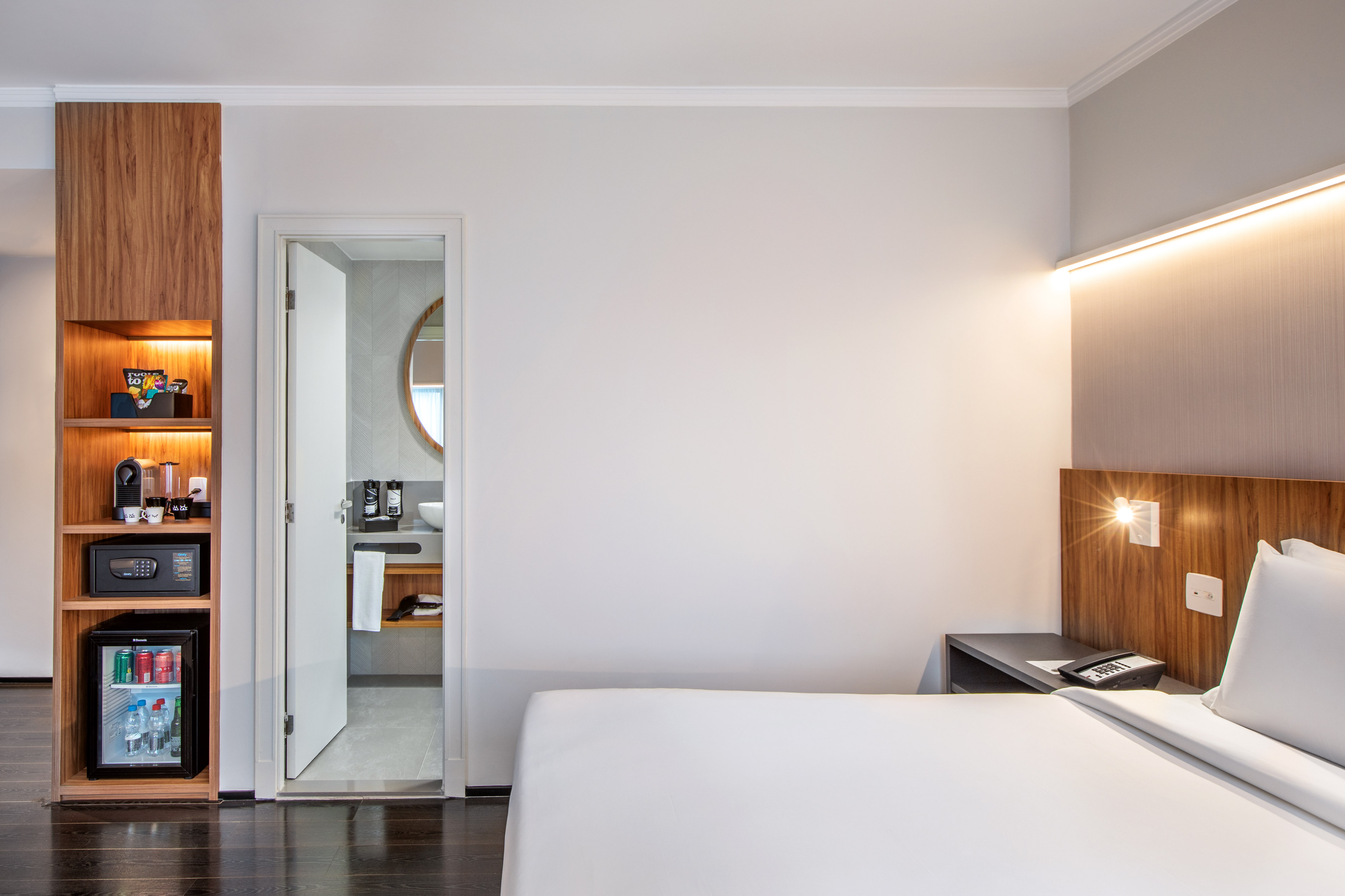 Room City View Queen Bed