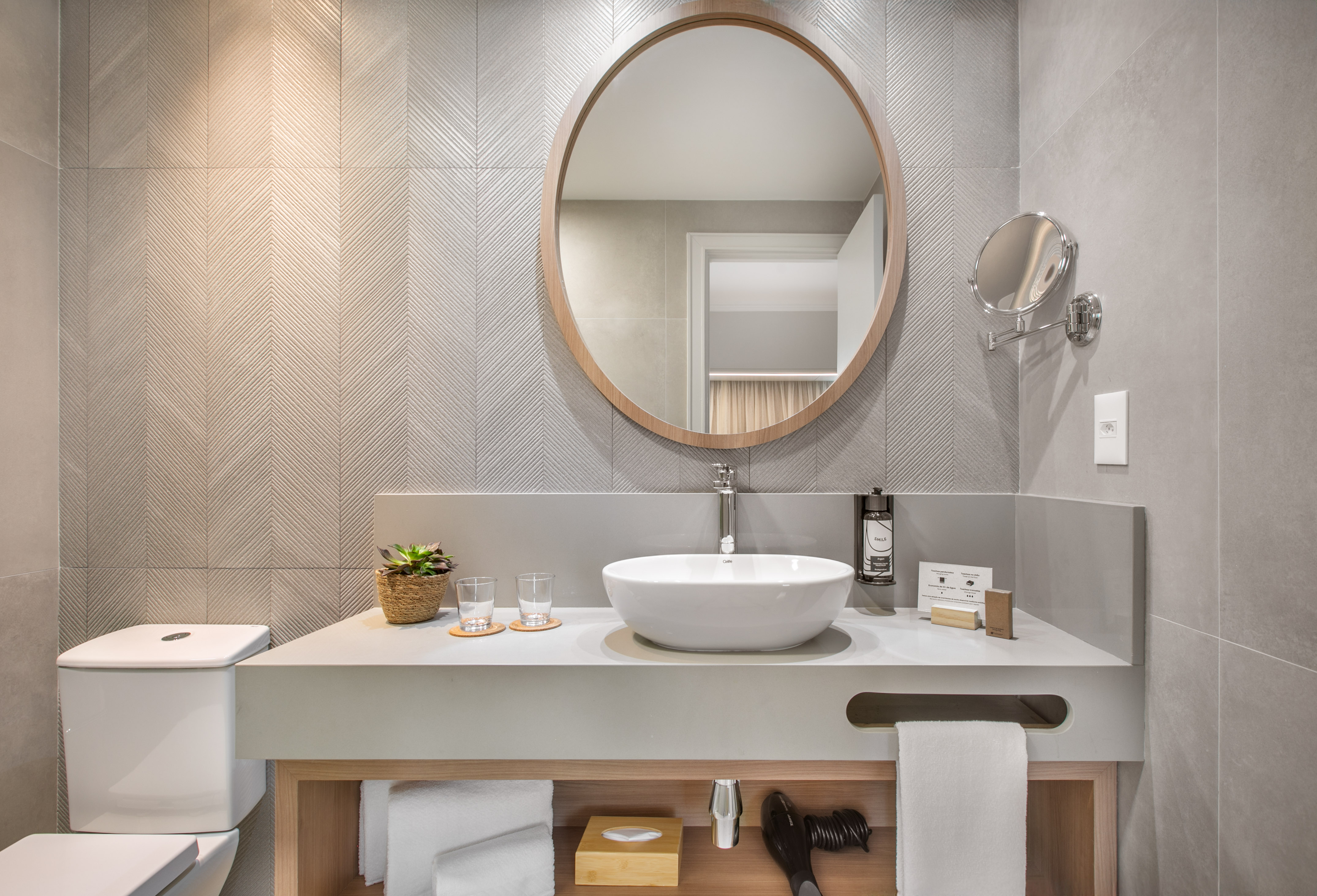 Double Premium Queen Bed