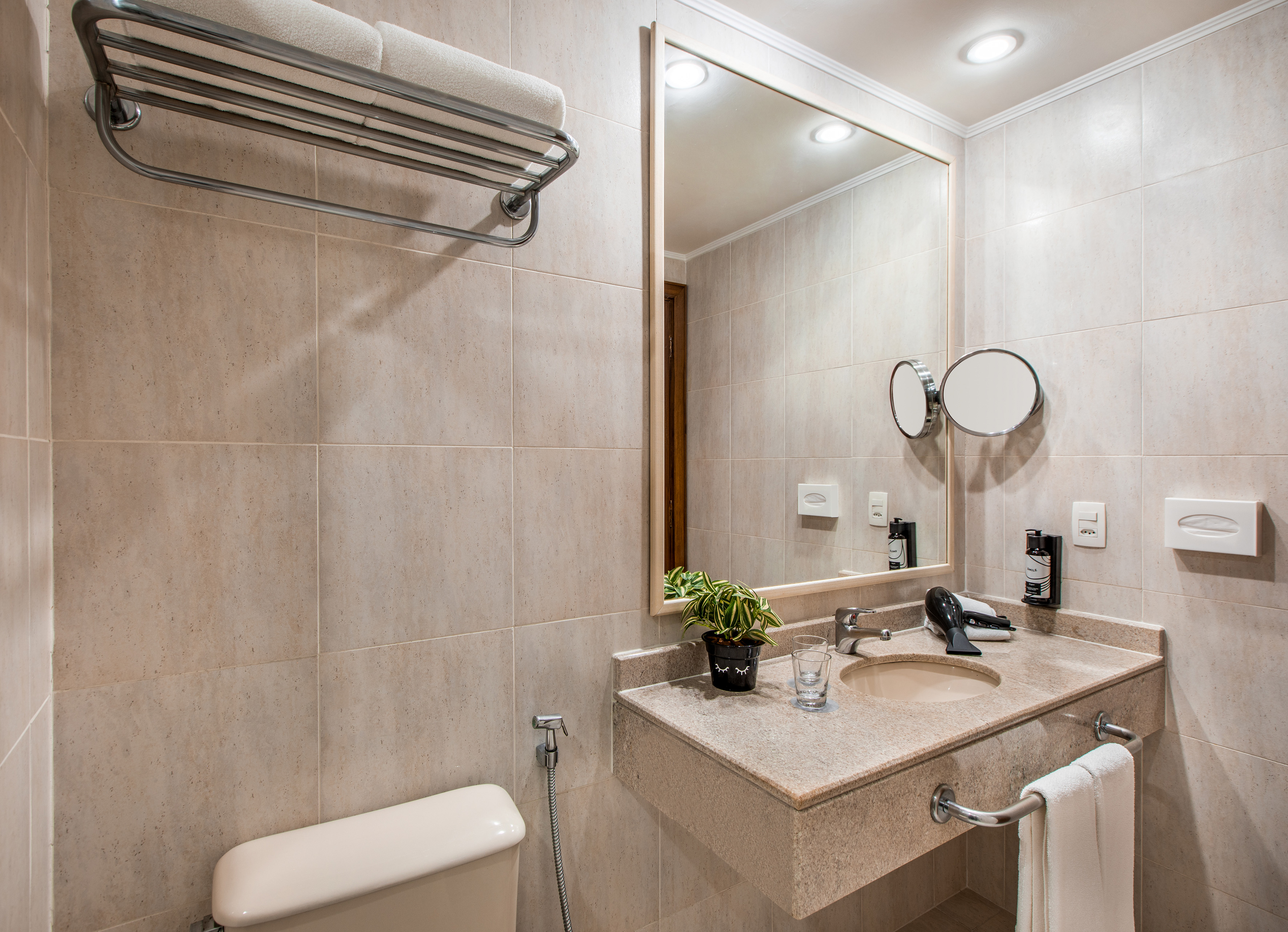 Double Queen Size Bed