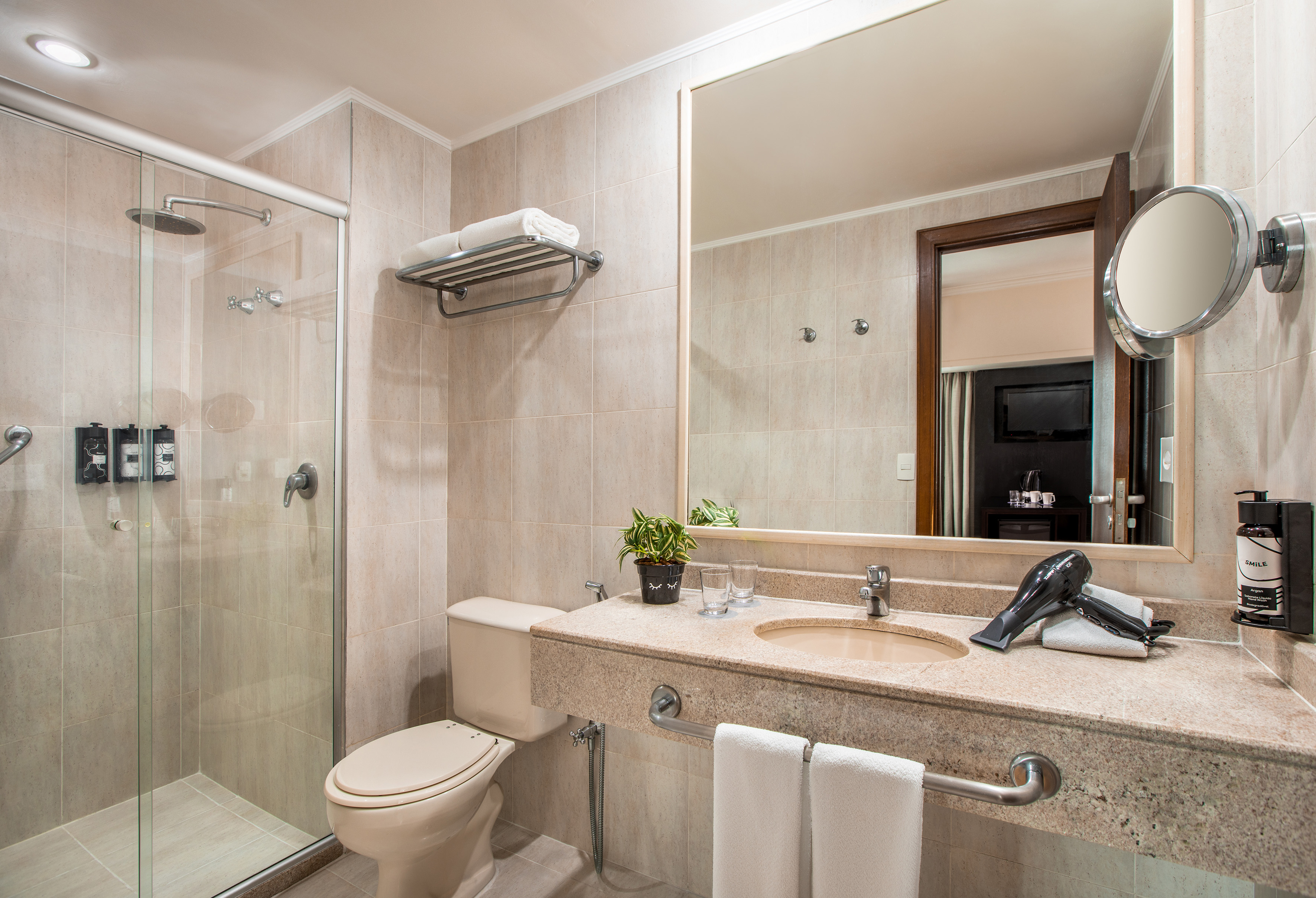 Double Queen Size Bed