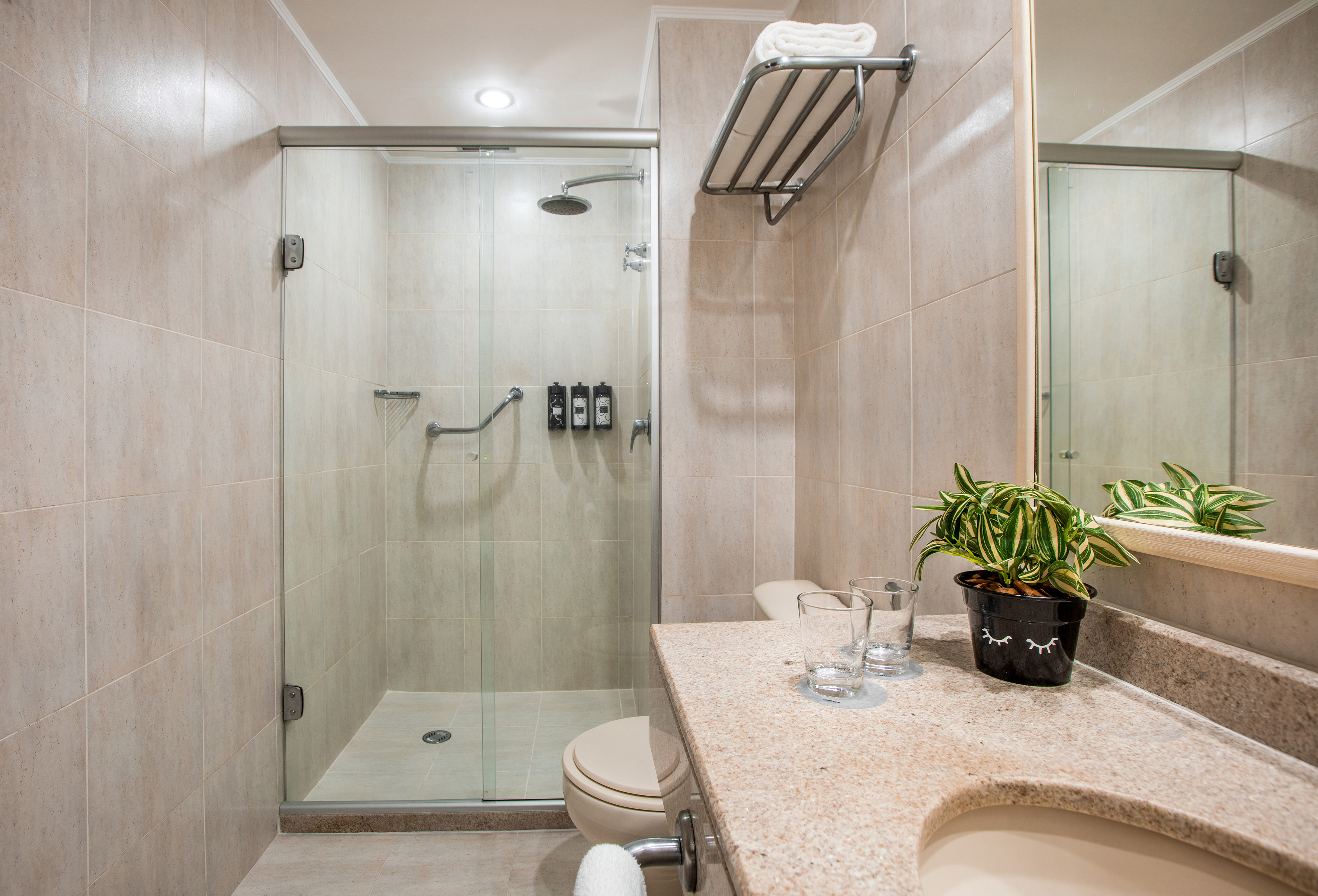 Double Queen Size Bed