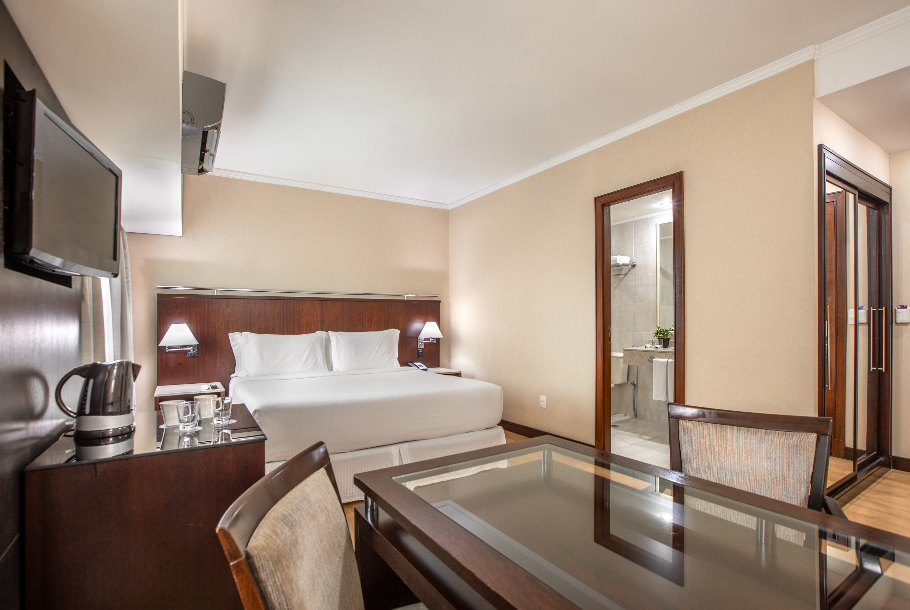 Double Queen Size Bed