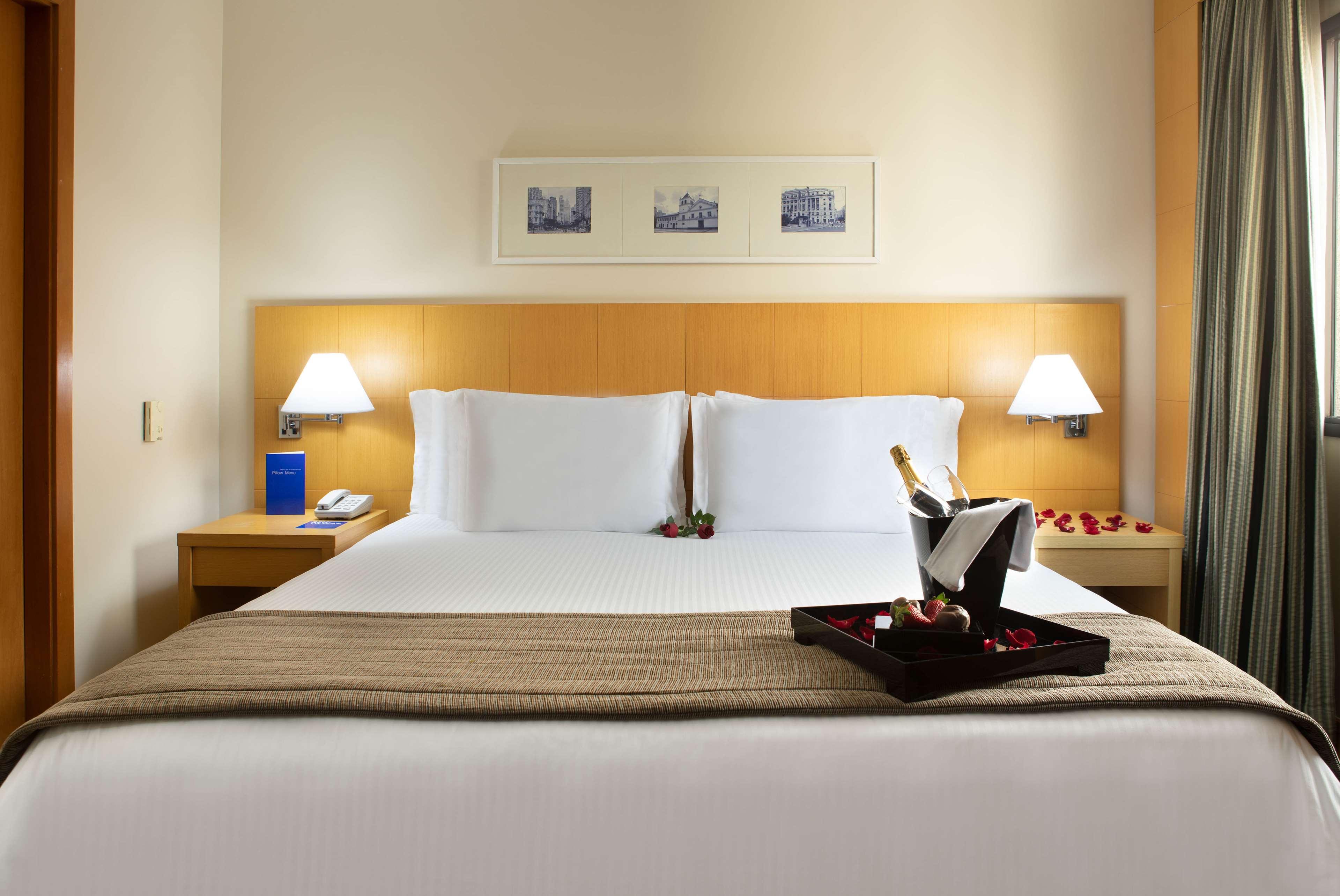 Double Queen Size Bed