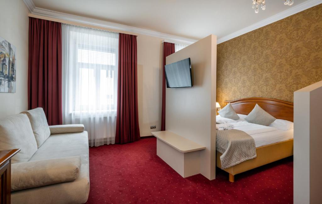 Family Room Standard