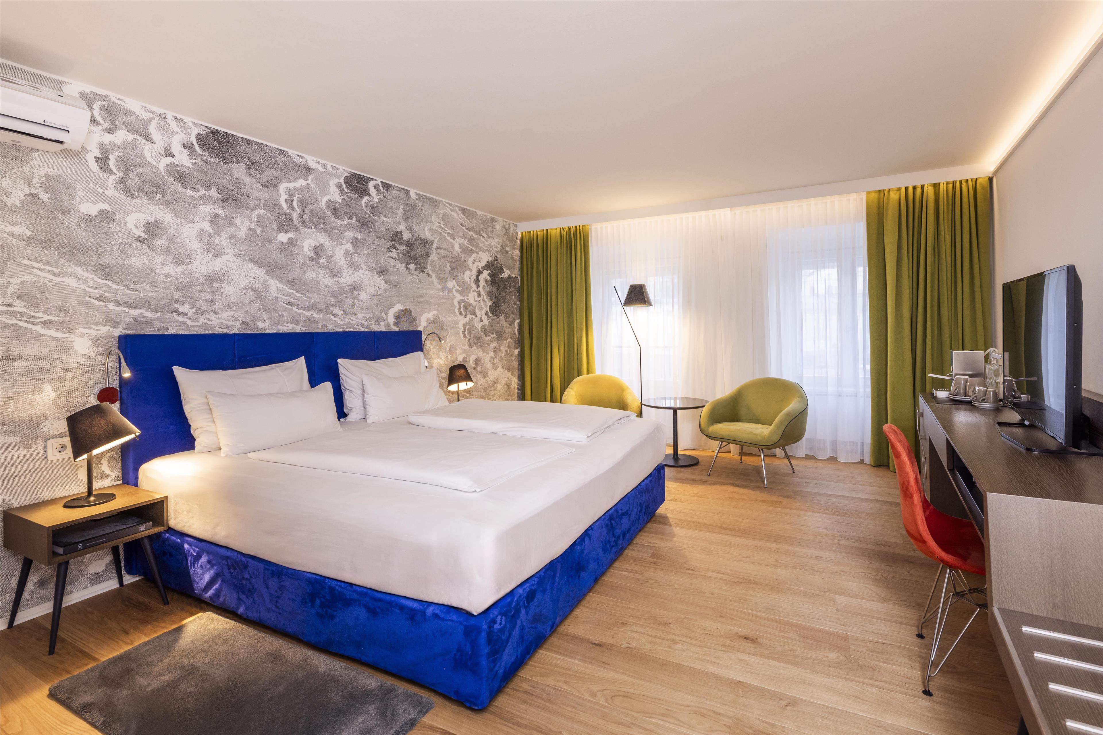 Junior Suite City View