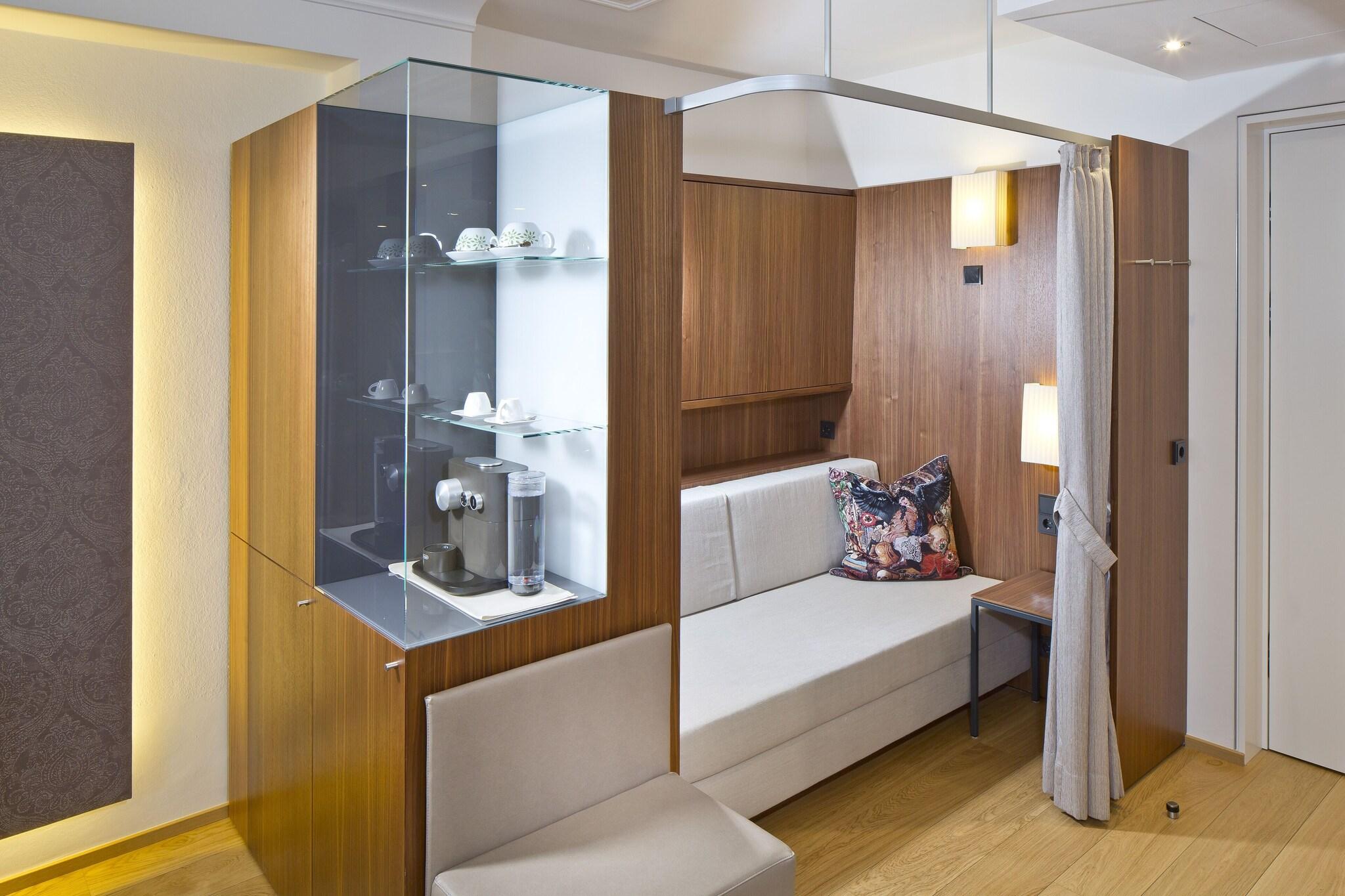 Double Superior King Bed