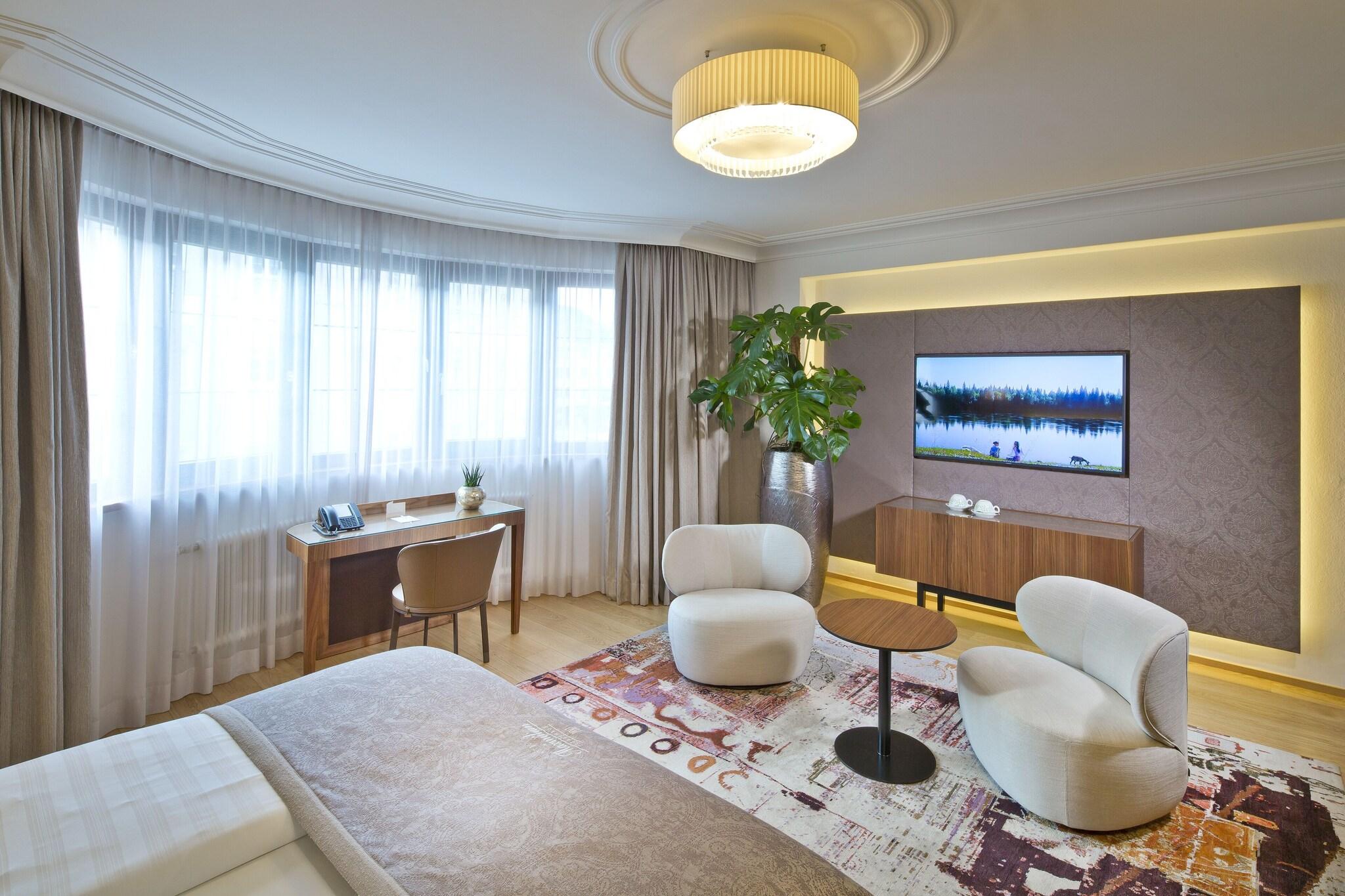 Double Superior King Bed