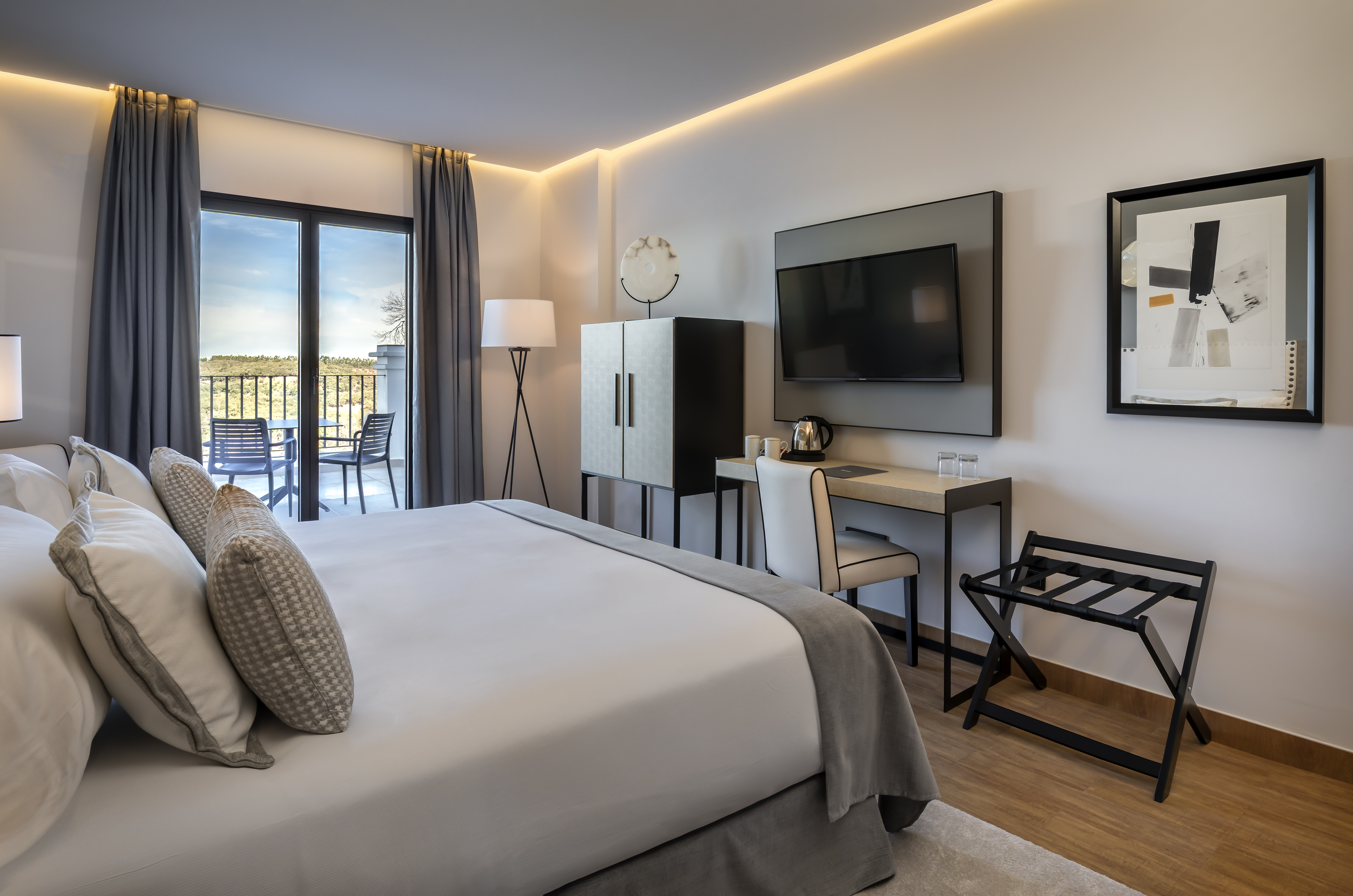 Double or Twin Deluxe with Terrace